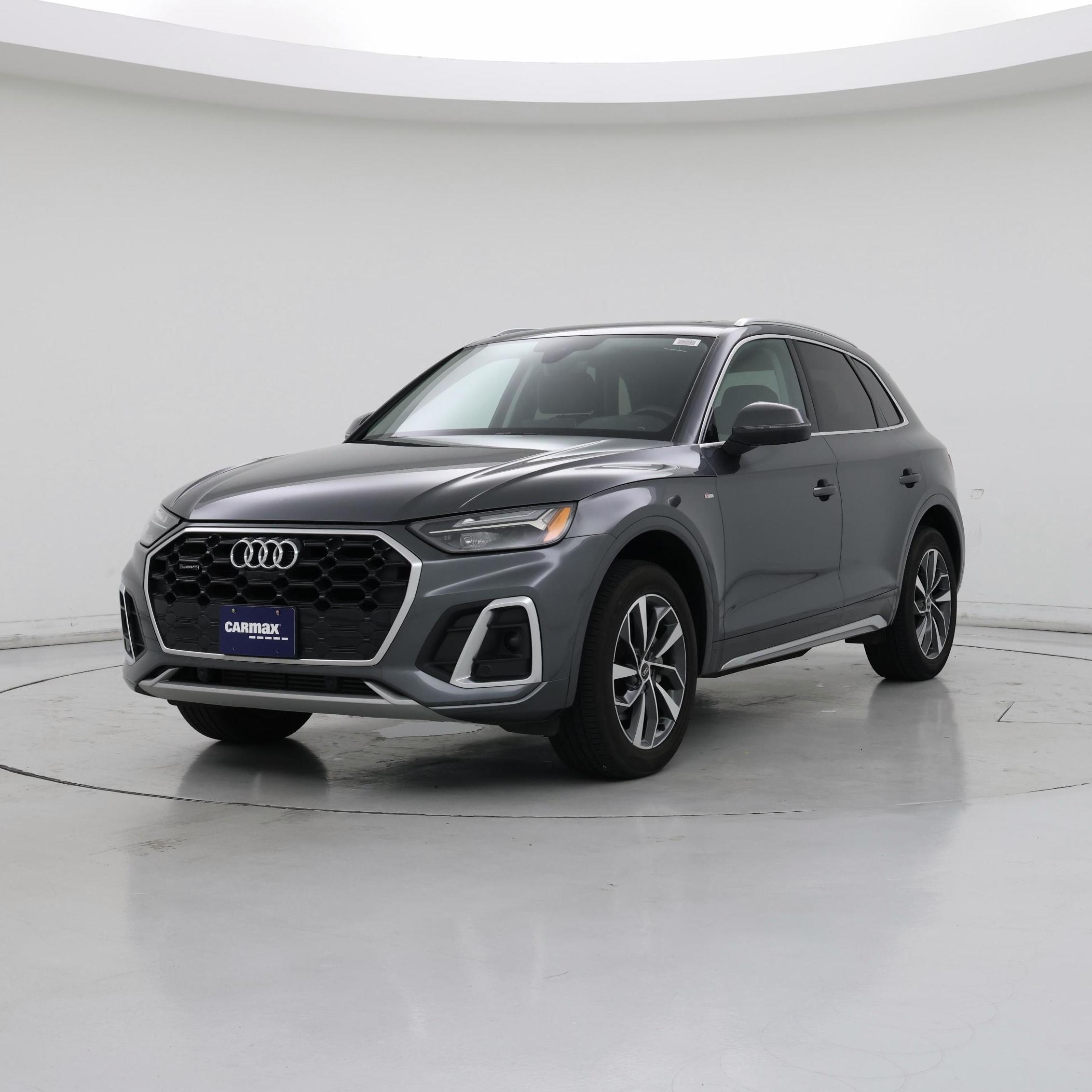 Thumbnail: 2023 Audi Q5 - 4