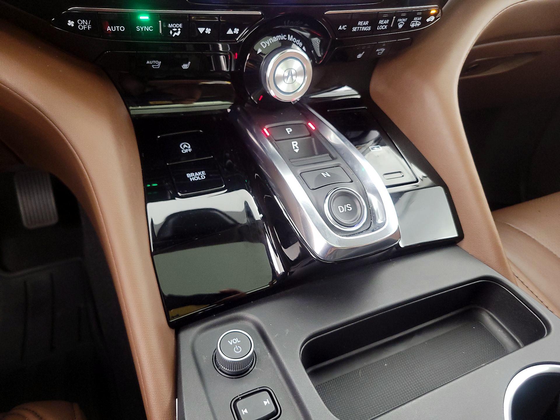 Thumbnail: 2025 Acura MDX - 18