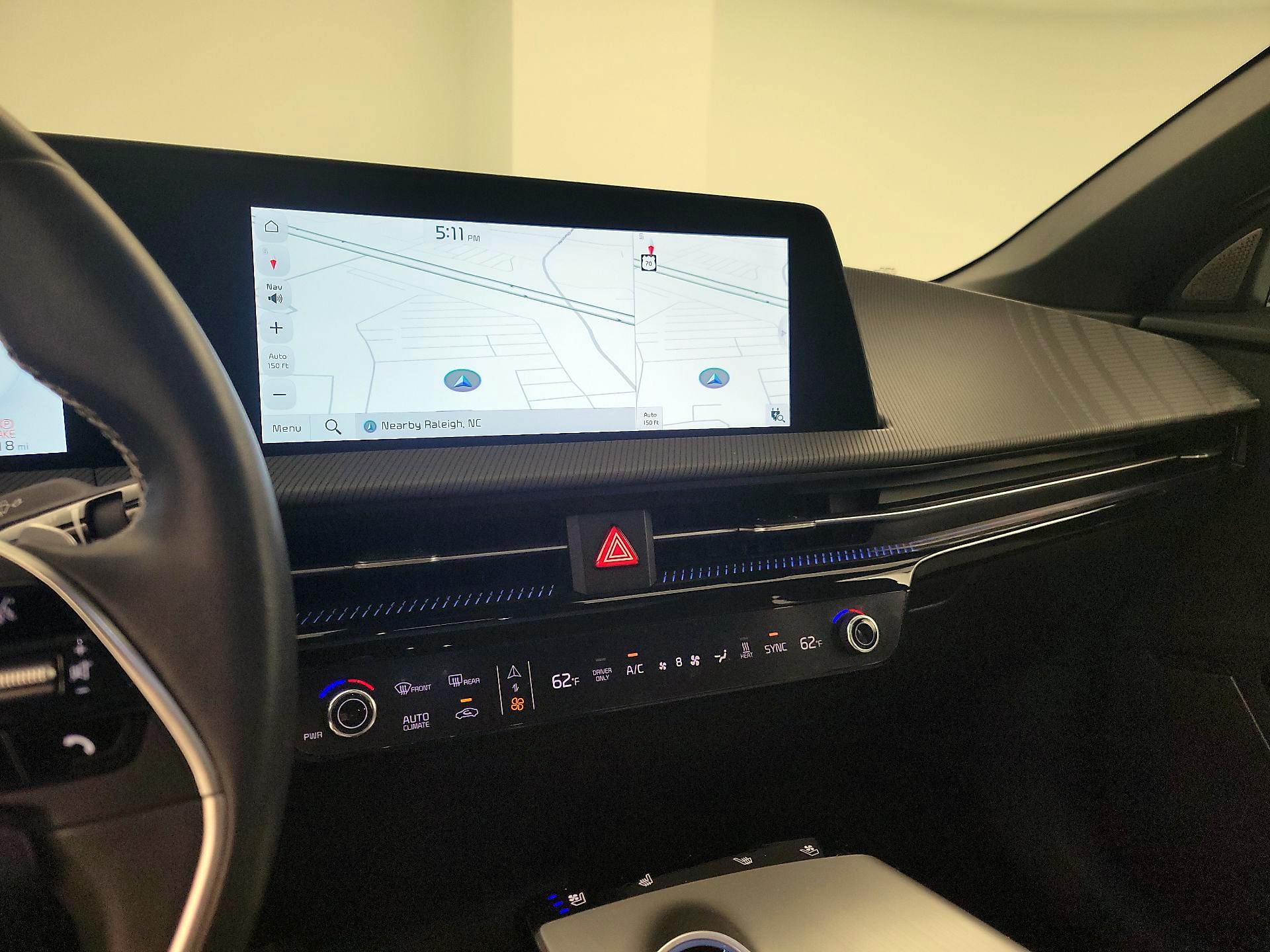 Thumbnail: 2024 Kia EV6 - 14