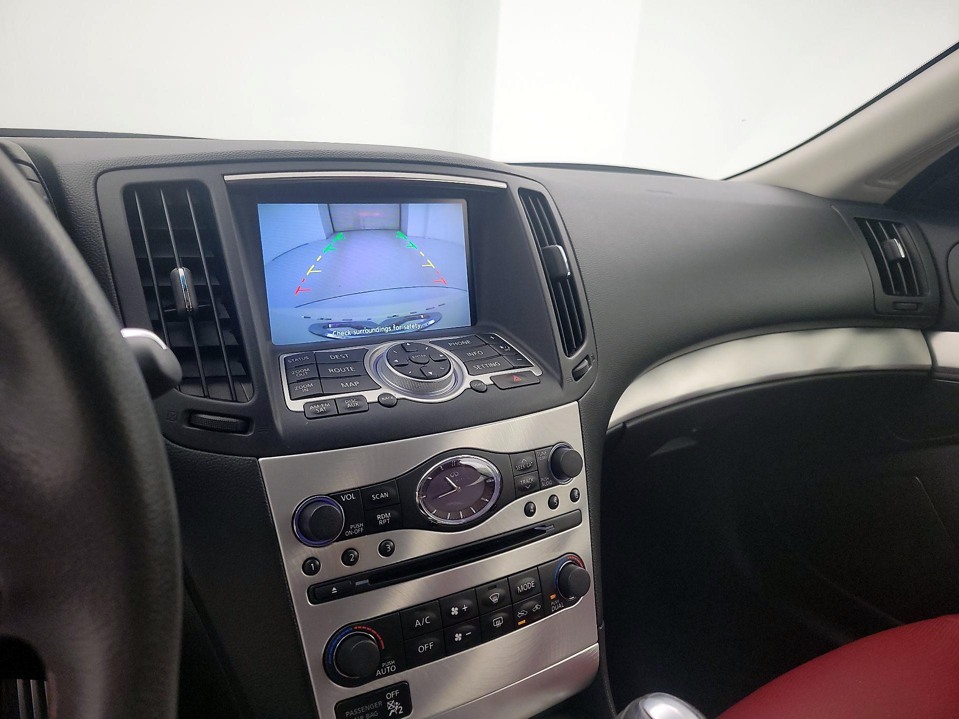 Thumbnail: 2015 INFINITI Q60 - 15