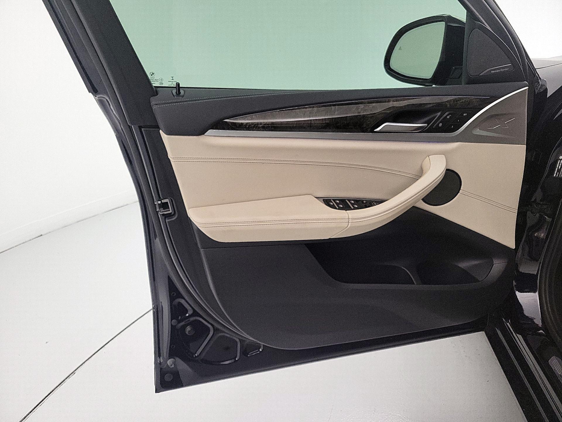 Thumbnail: 2019 BMW X4 - 12