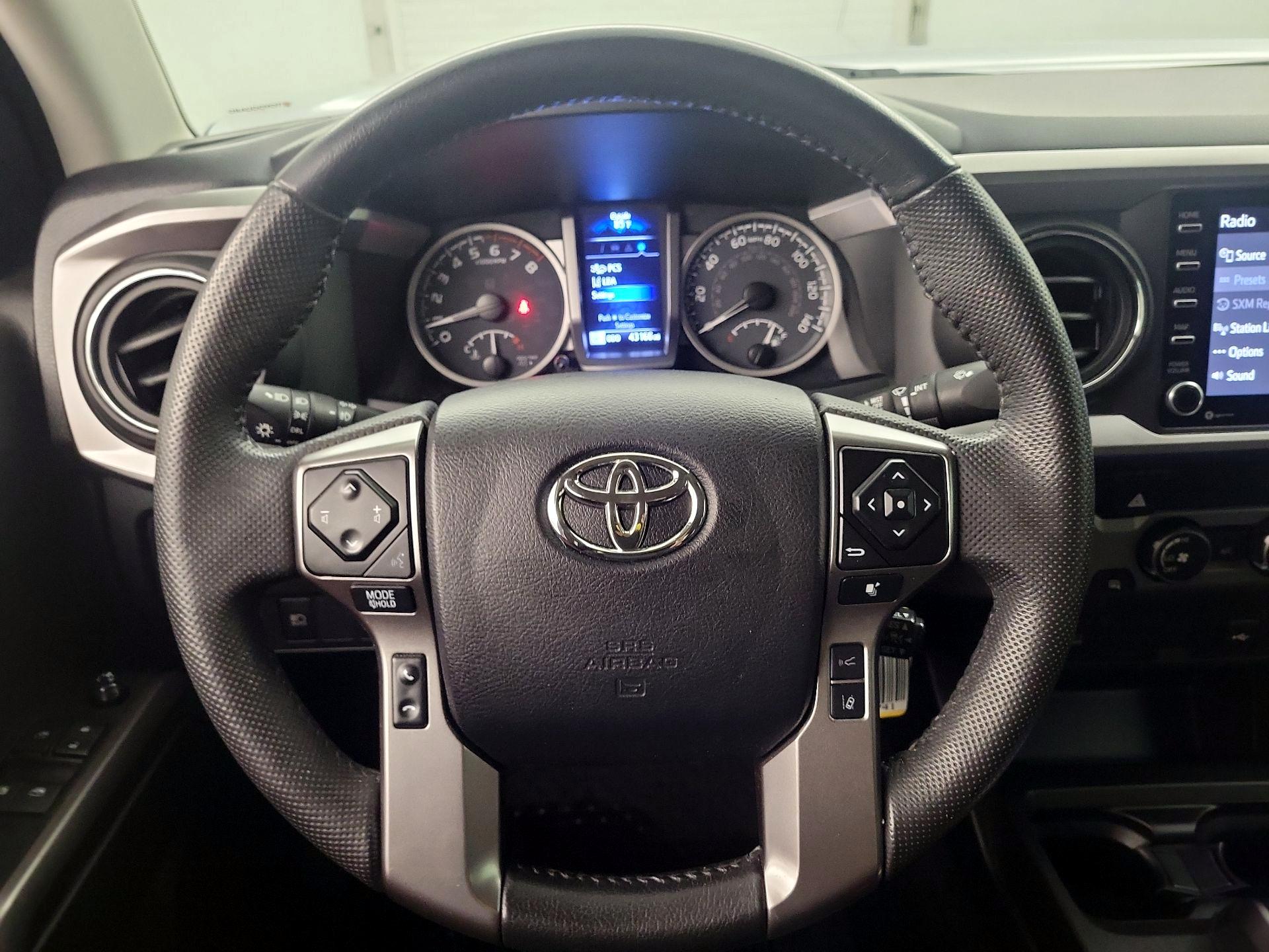Thumbnail: 2022 Toyota Tacoma - 10