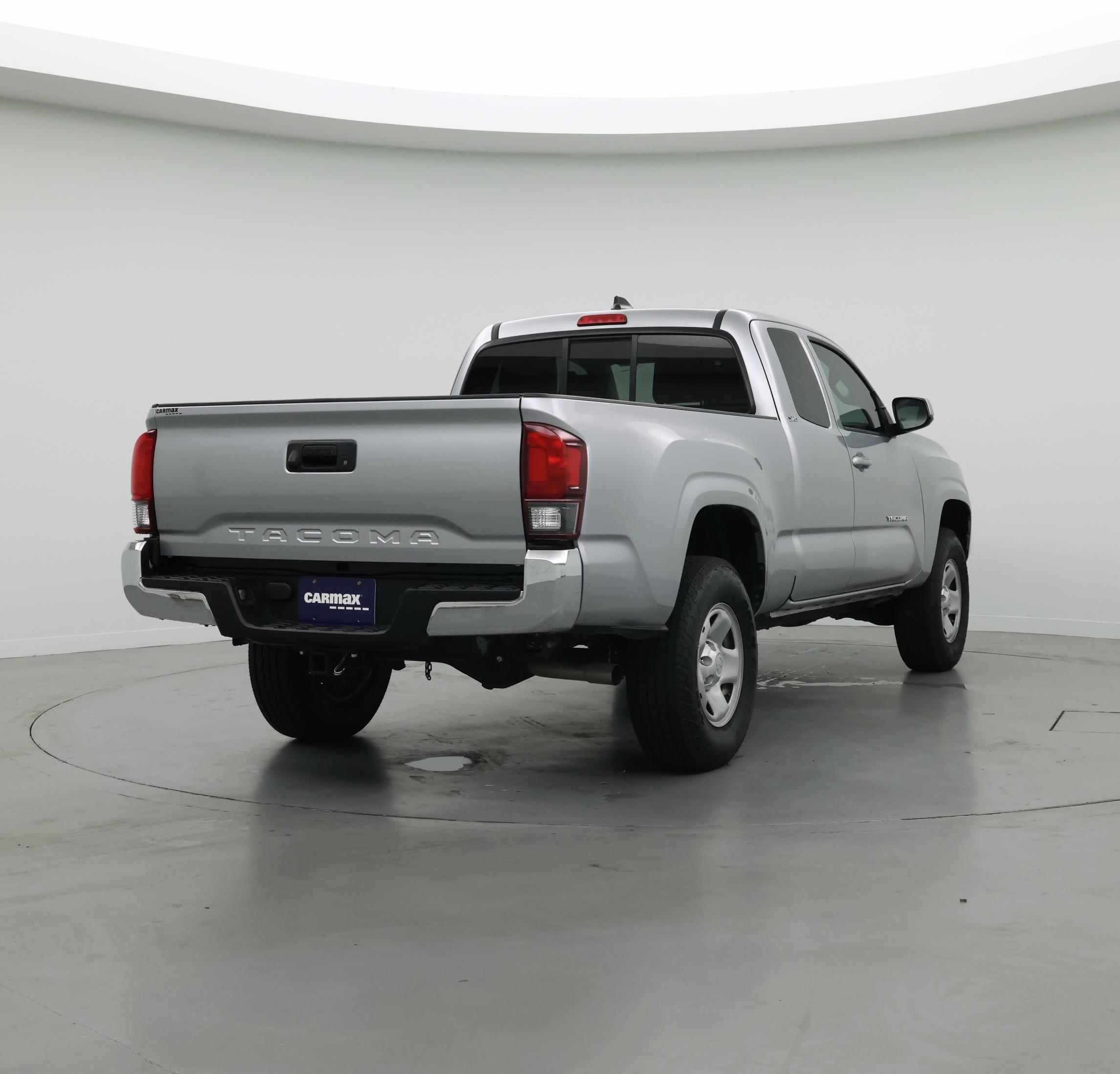 Thumbnail: 2022 Toyota Tacoma - 8