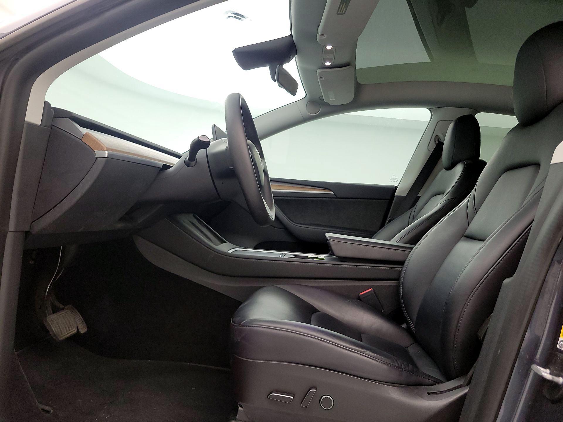 Thumbnail: 2023 Tesla Model Y - 18