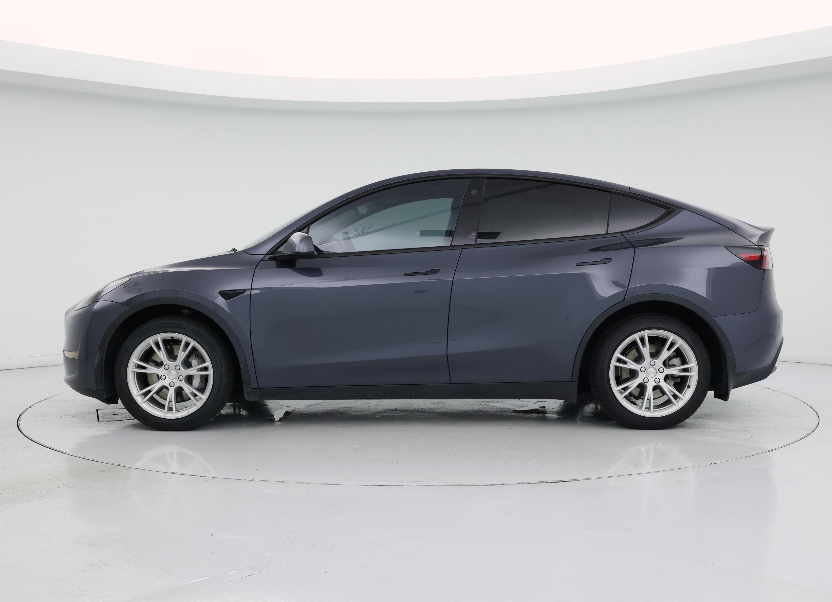 Thumbnail: 2023 Tesla Model Y - 3