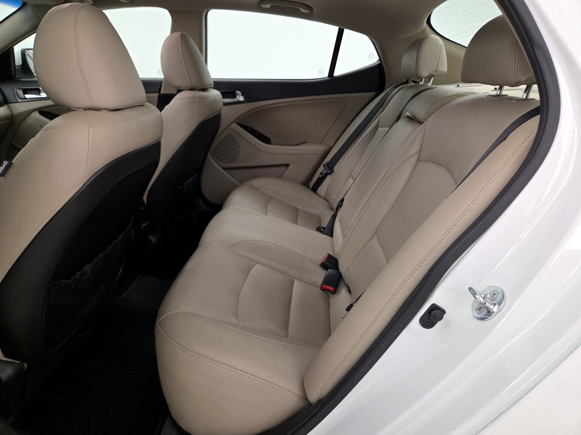 Thumbnail: 2015 Kia Optima - 20