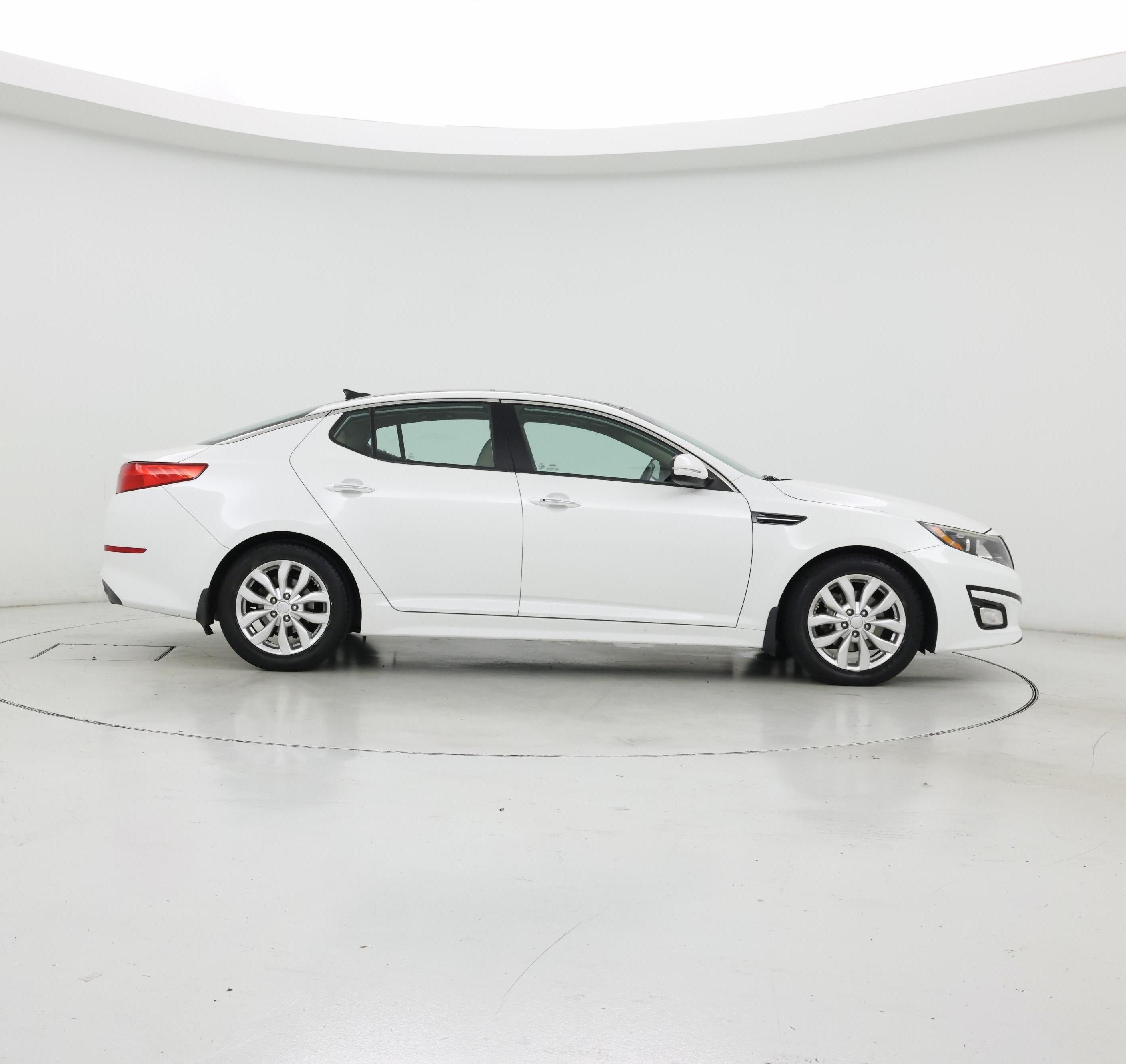 Thumbnail: 2015 Kia Optima - 7