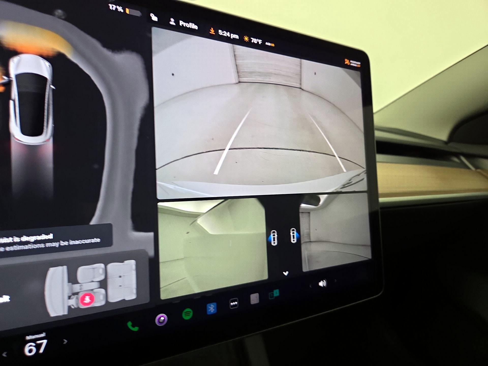 Thumbnail: 2023 Tesla Model 3 - 14