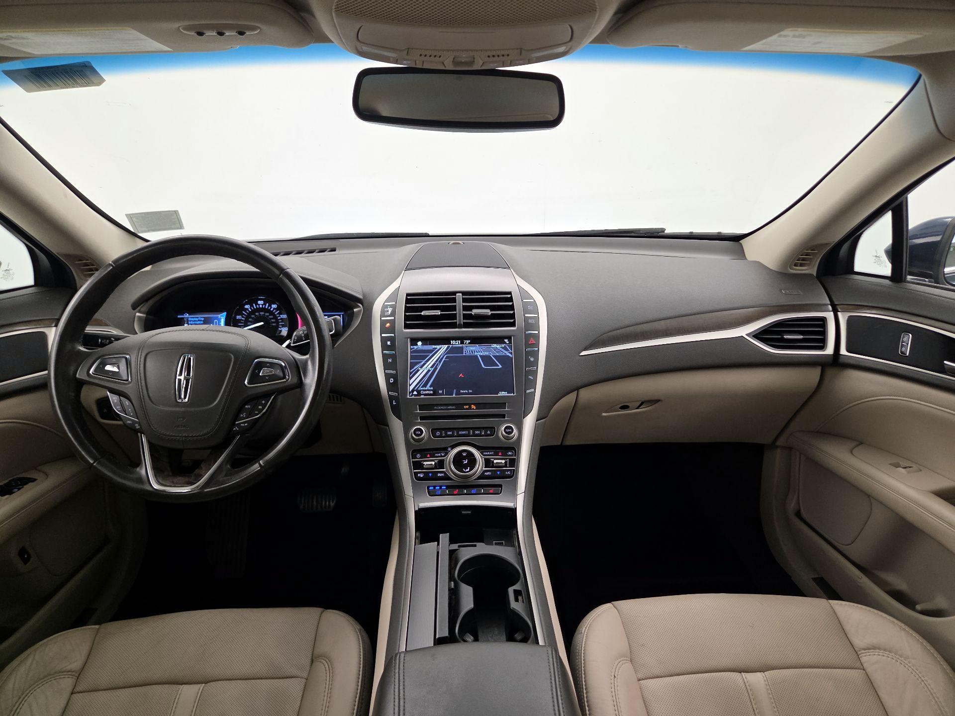 Thumbnail: 2017 Lincoln MKZ - 9