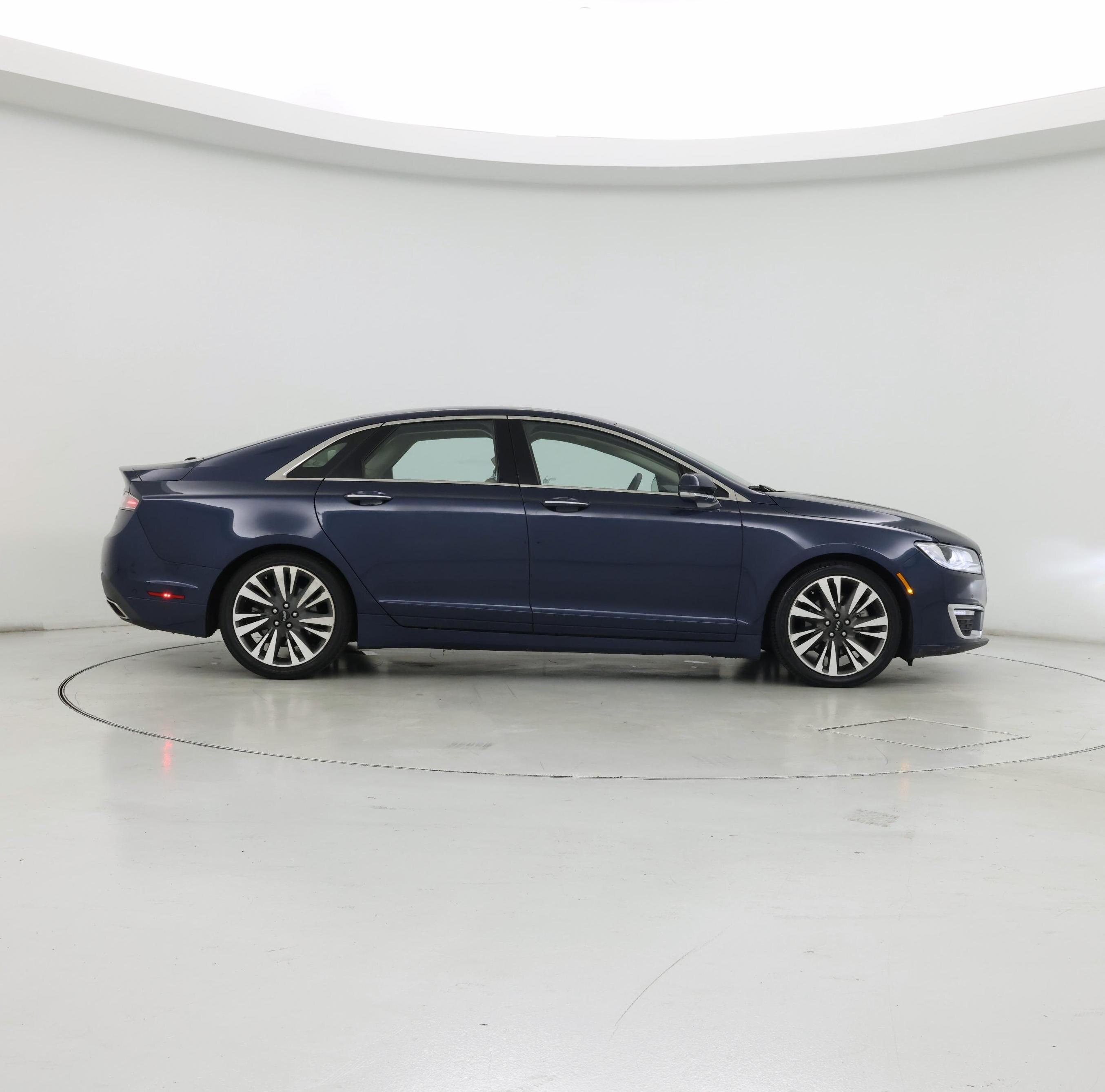 Thumbnail: 2017 Lincoln MKZ - 7