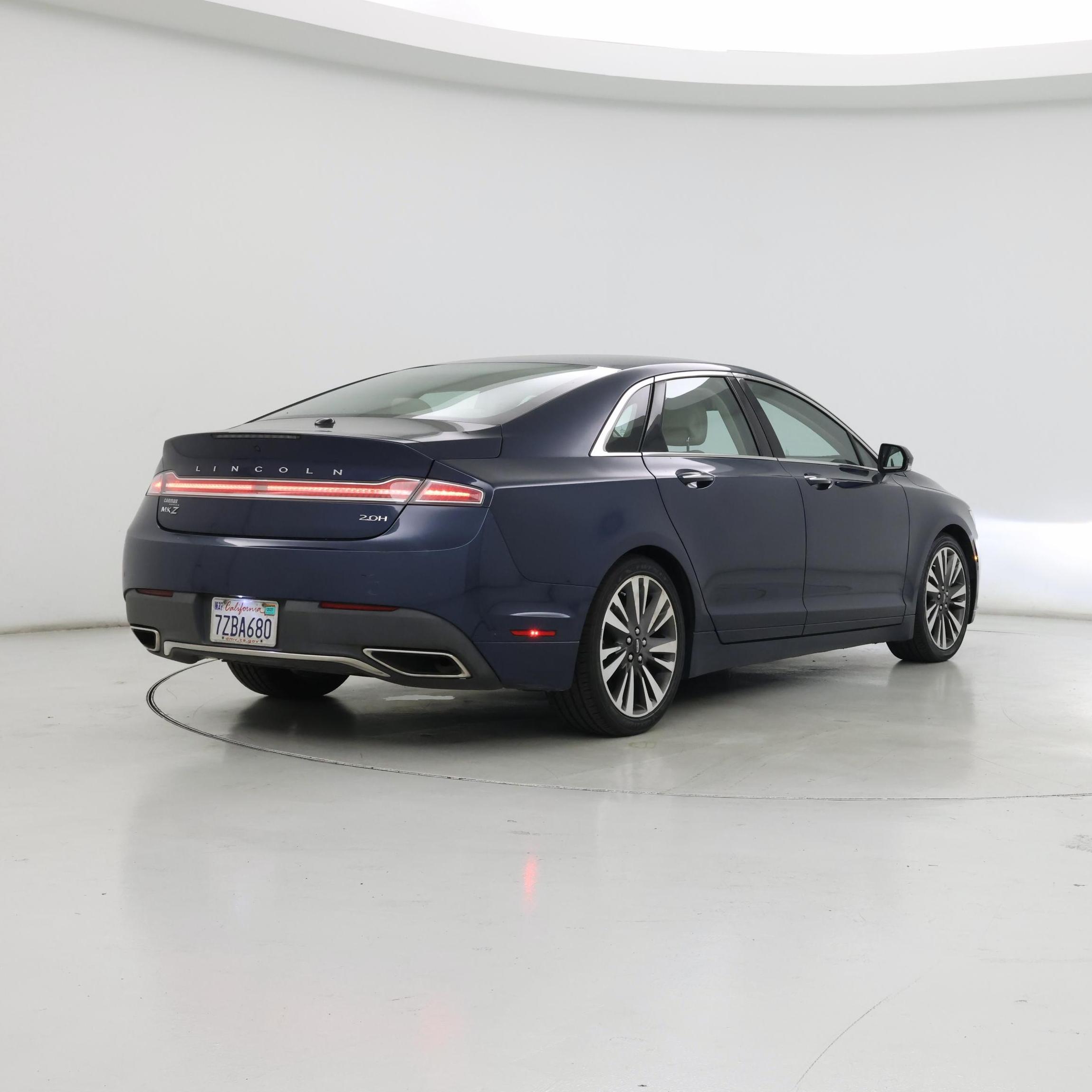 Thumbnail: 2017 Lincoln MKZ - 8