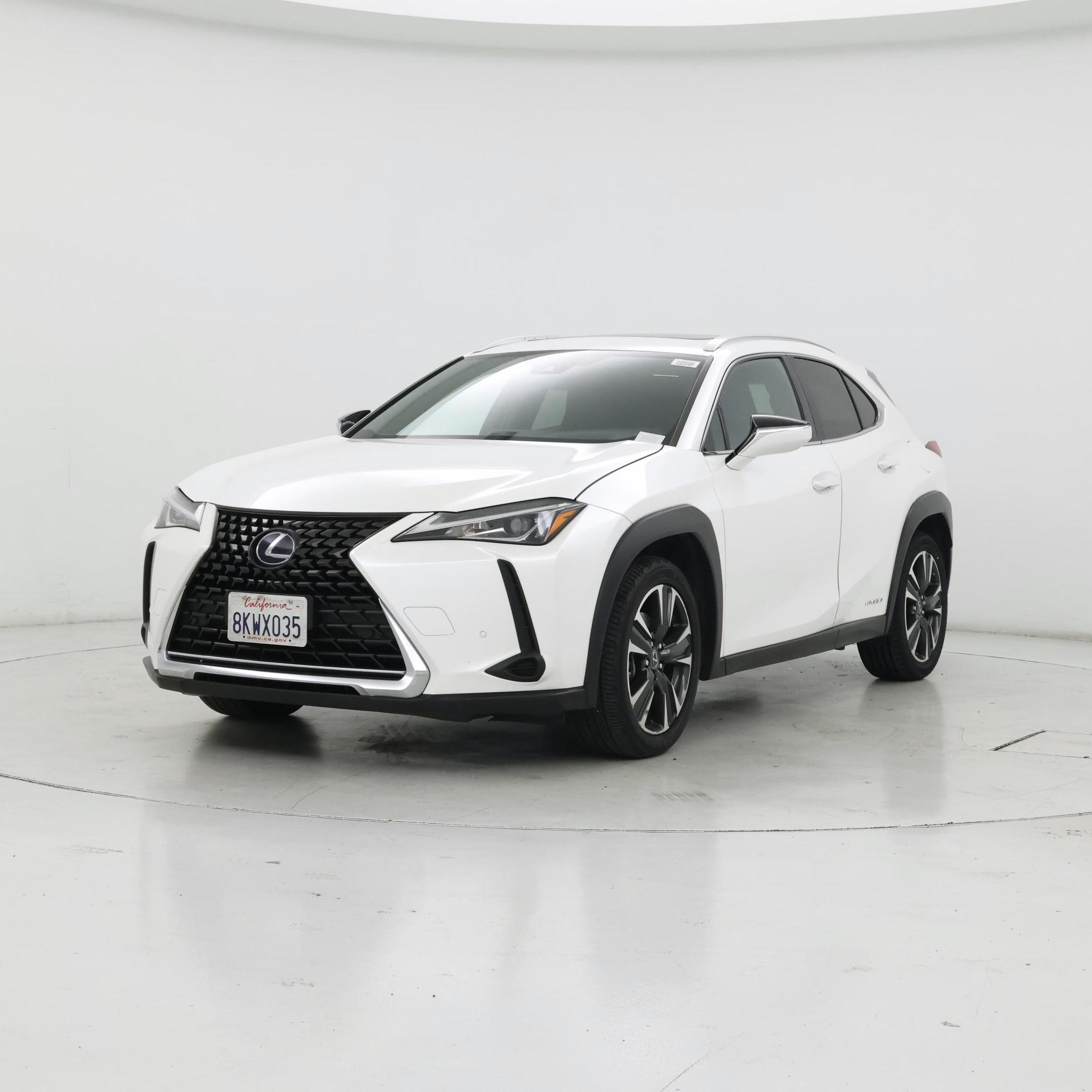 Thumbnail: 2019 Lexus UX - 4