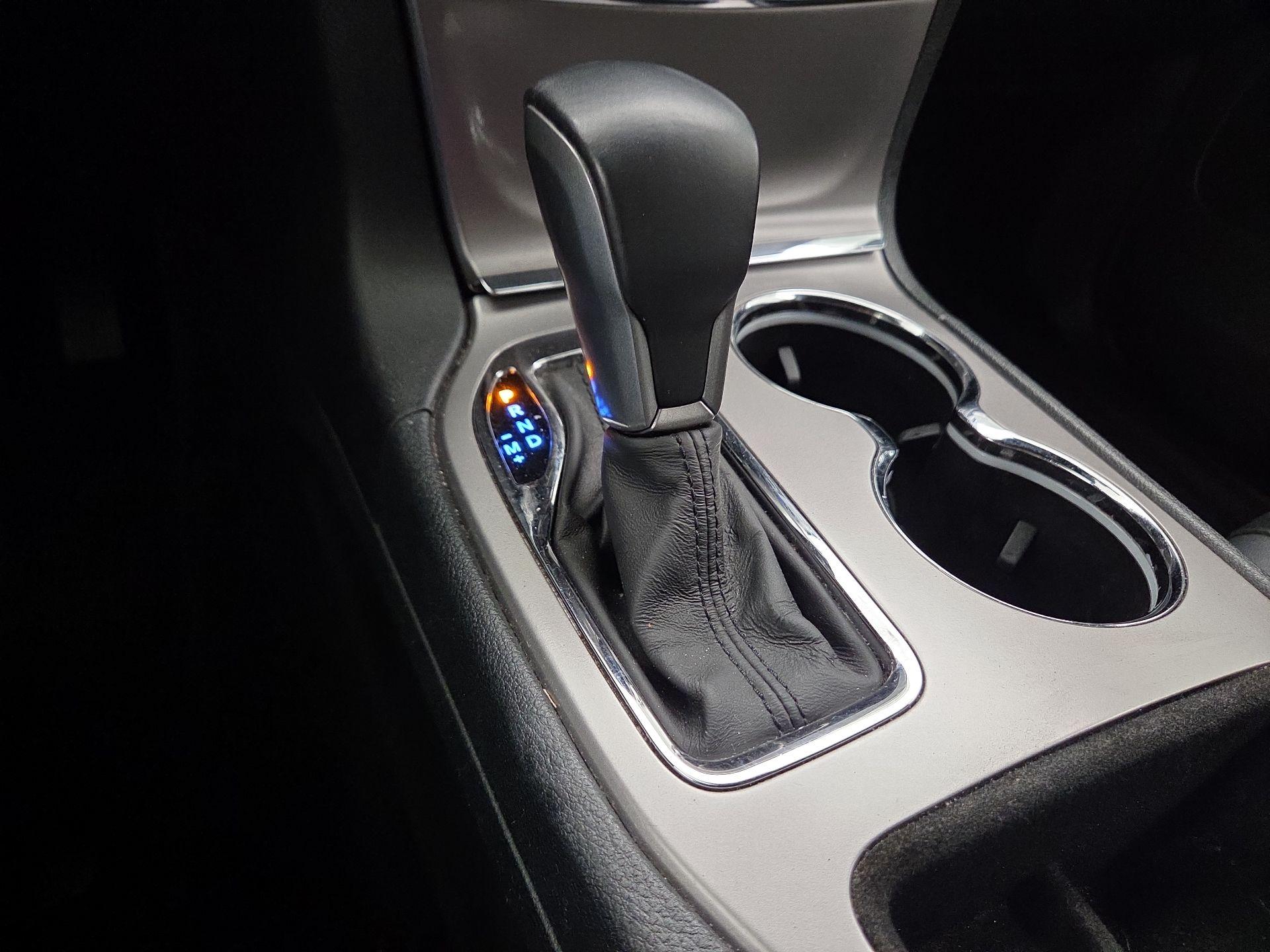 Thumbnail: 2019 Jeep Grand Cherokee - 18