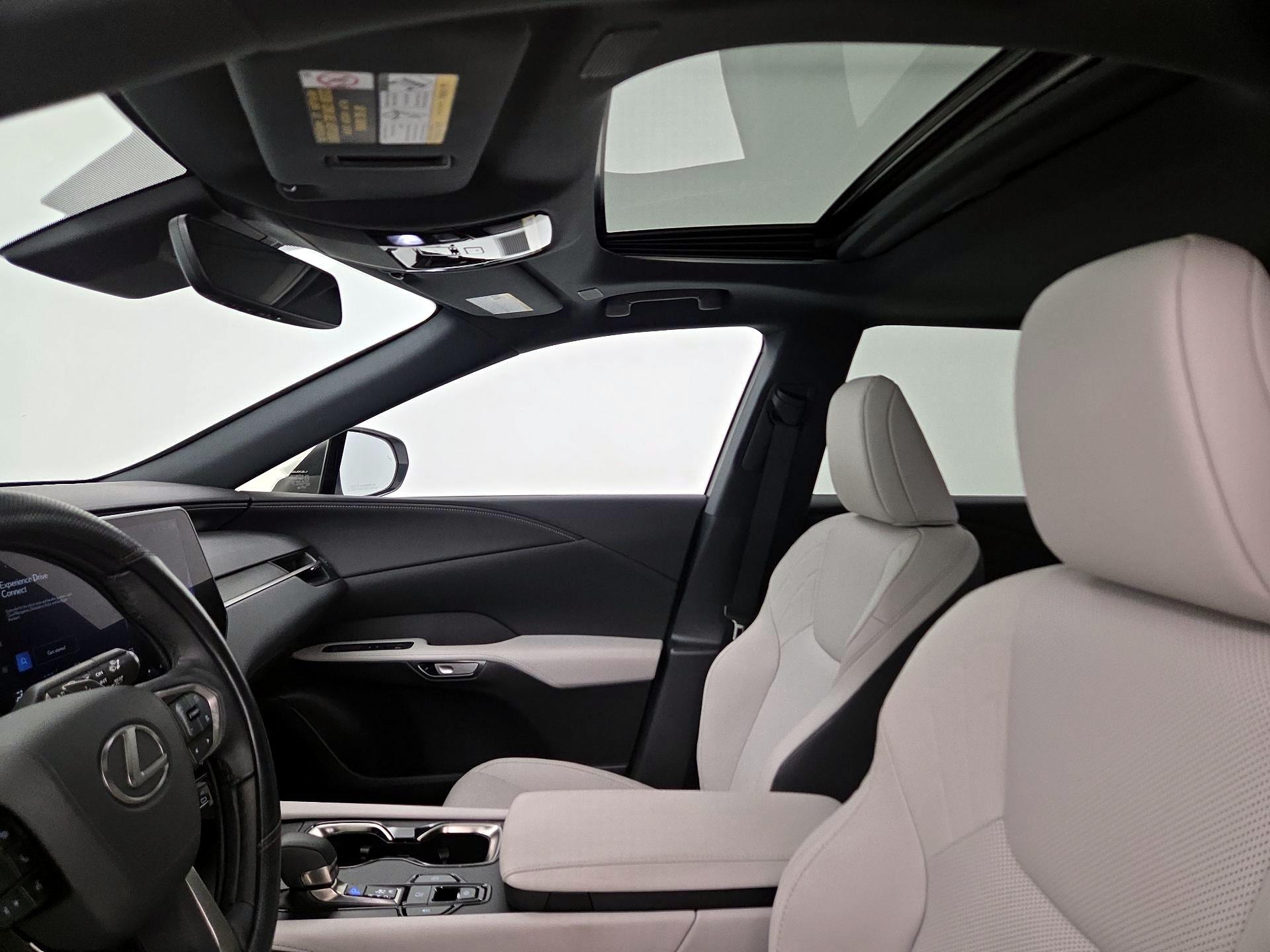 Thumbnail: 2024 Lexus RX - 19