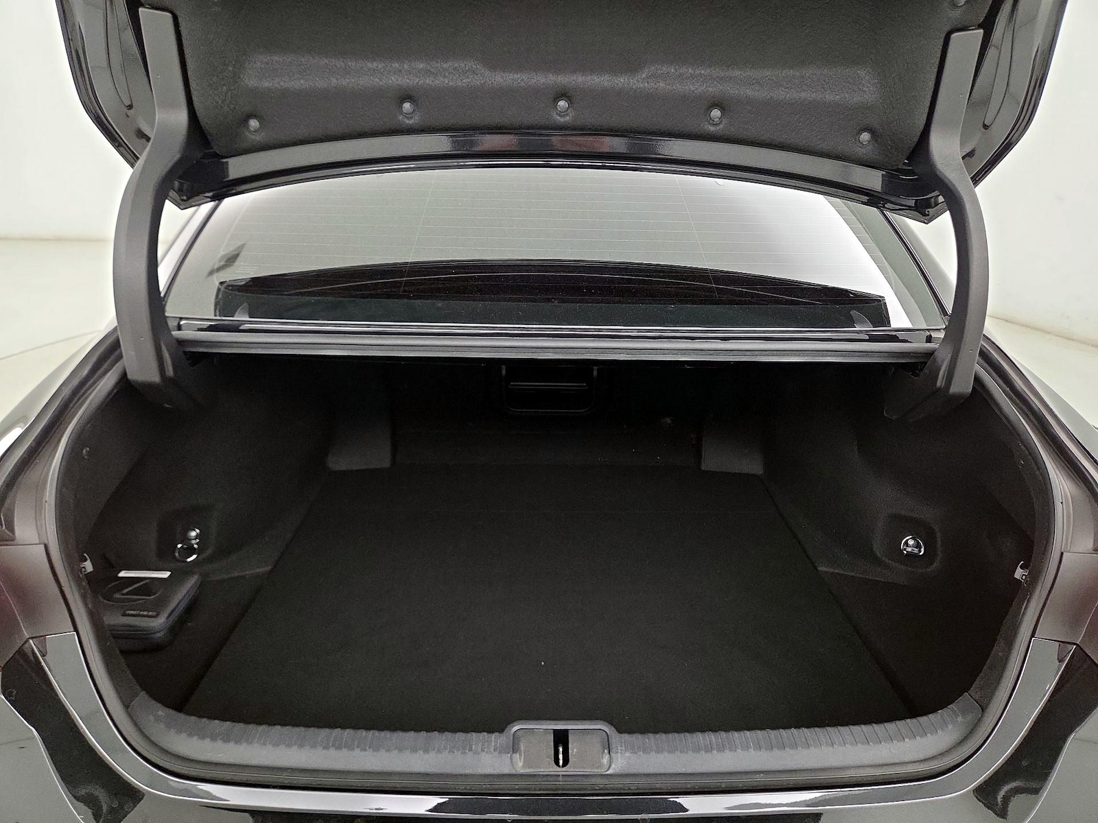 2024 Lexus ES Hybrid 300h - Photo 22