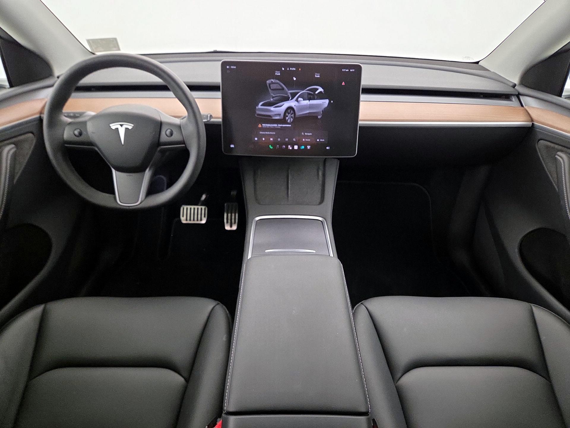 Thumbnail: 2023 Tesla Model Y - 9