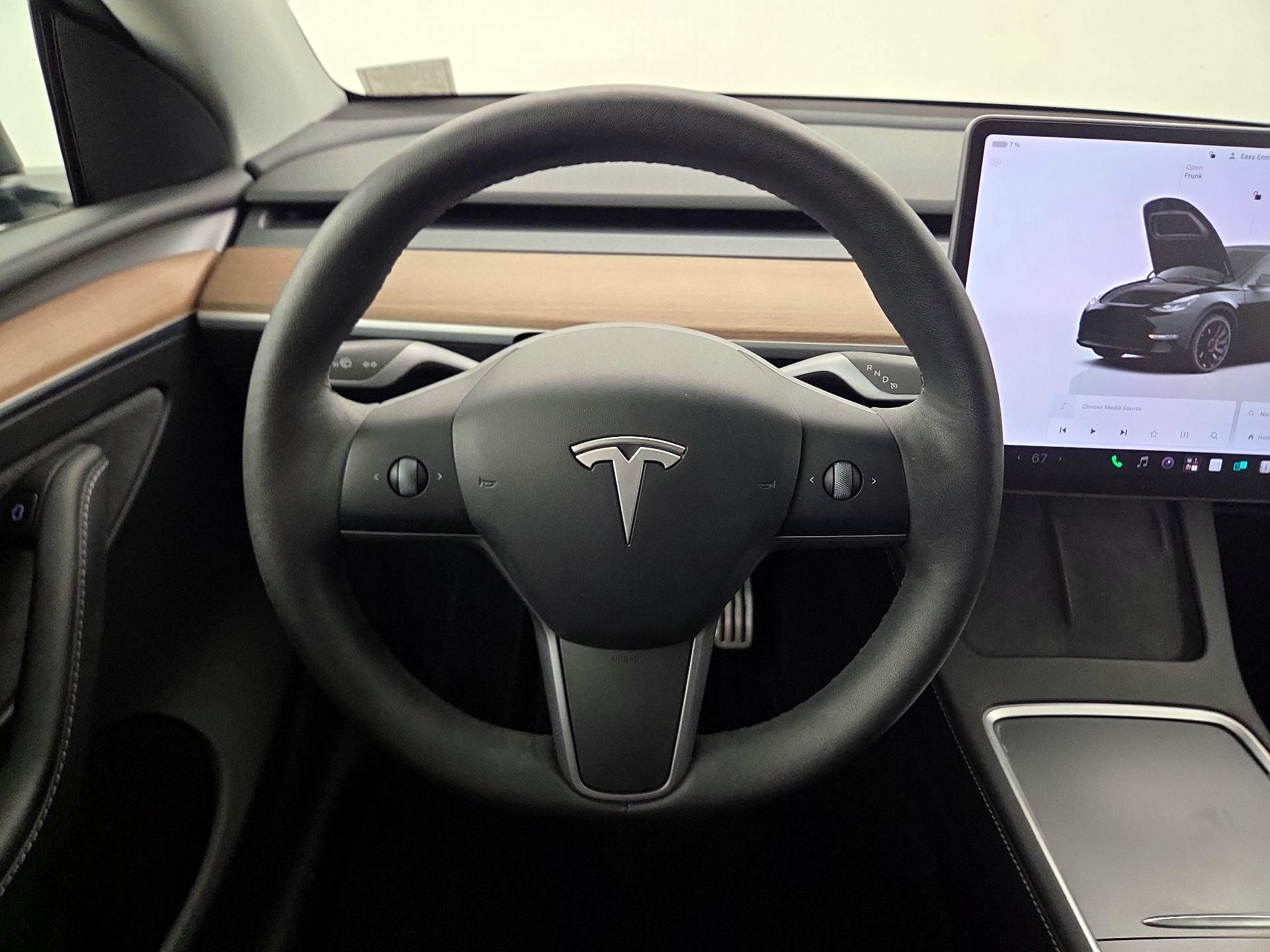 Thumbnail: 2024 Tesla Model Y - 10