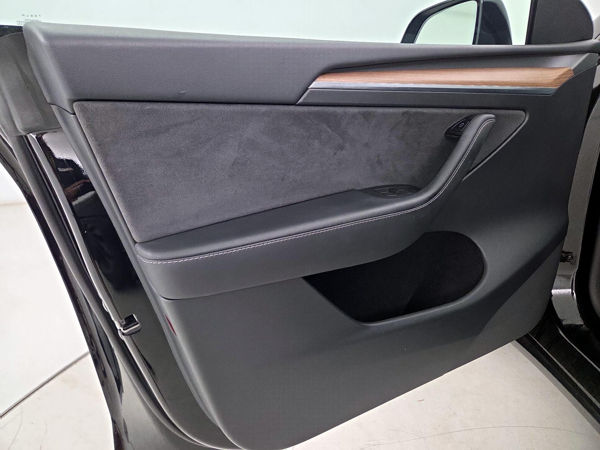 Thumbnail: 2024 Tesla Model Y - 12