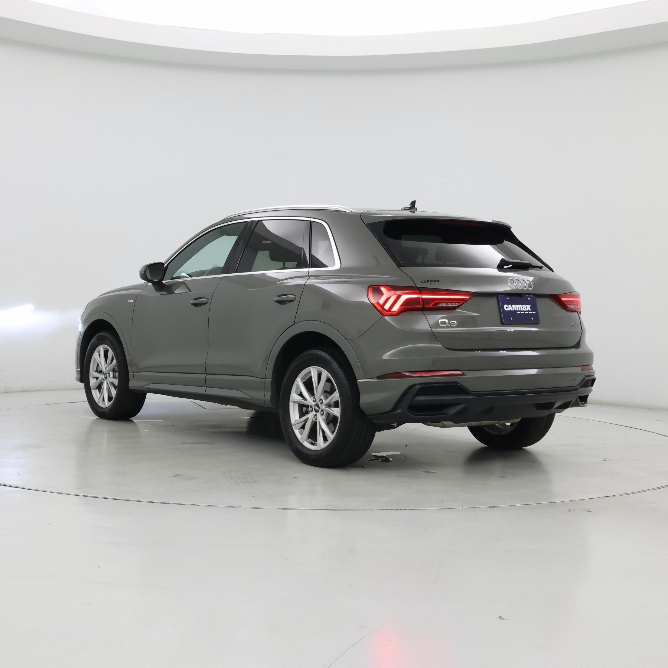 Thumbnail: 2022 Audi Q3 - 2