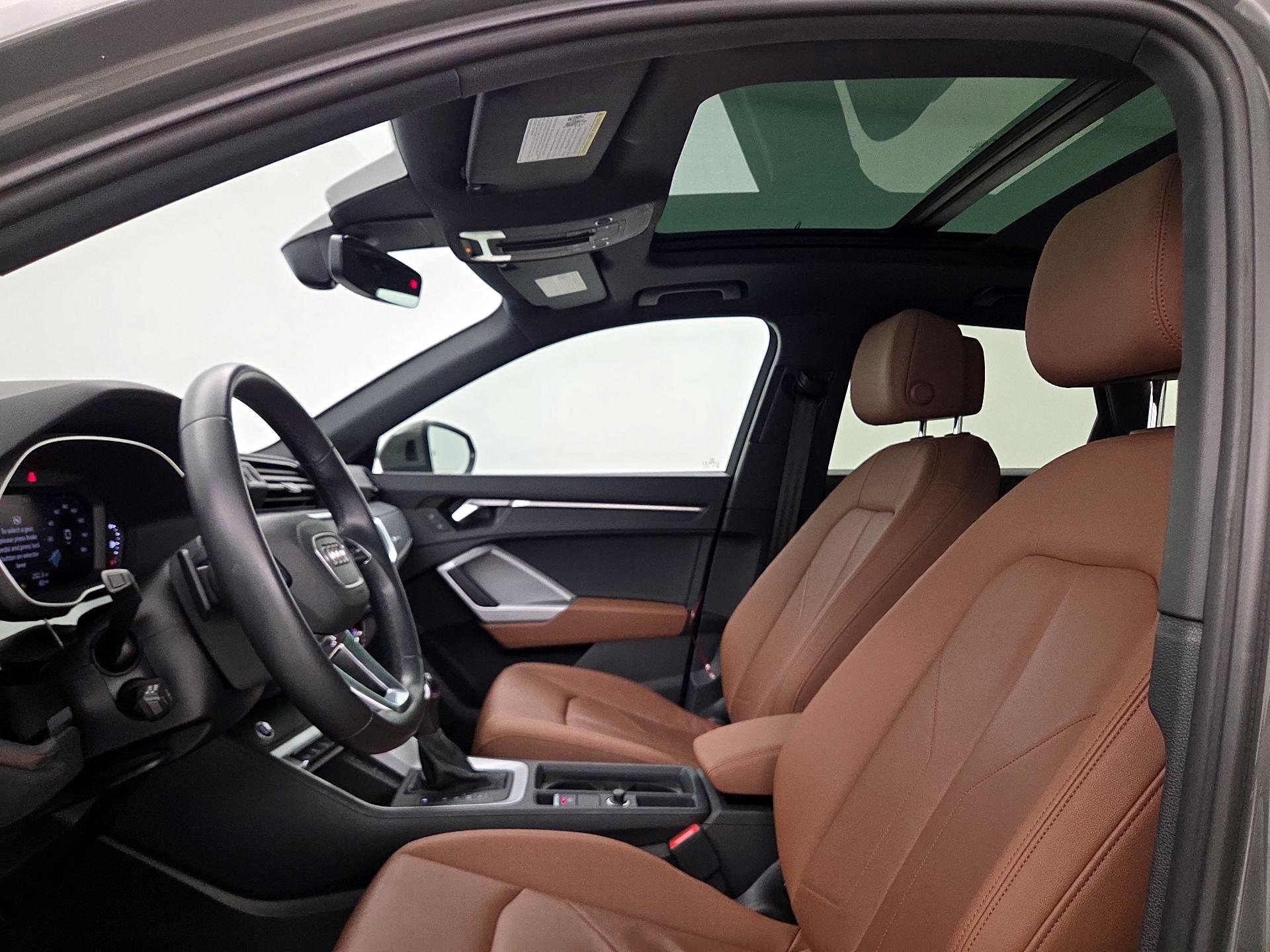 Thumbnail: 2022 Audi Q3 - 19