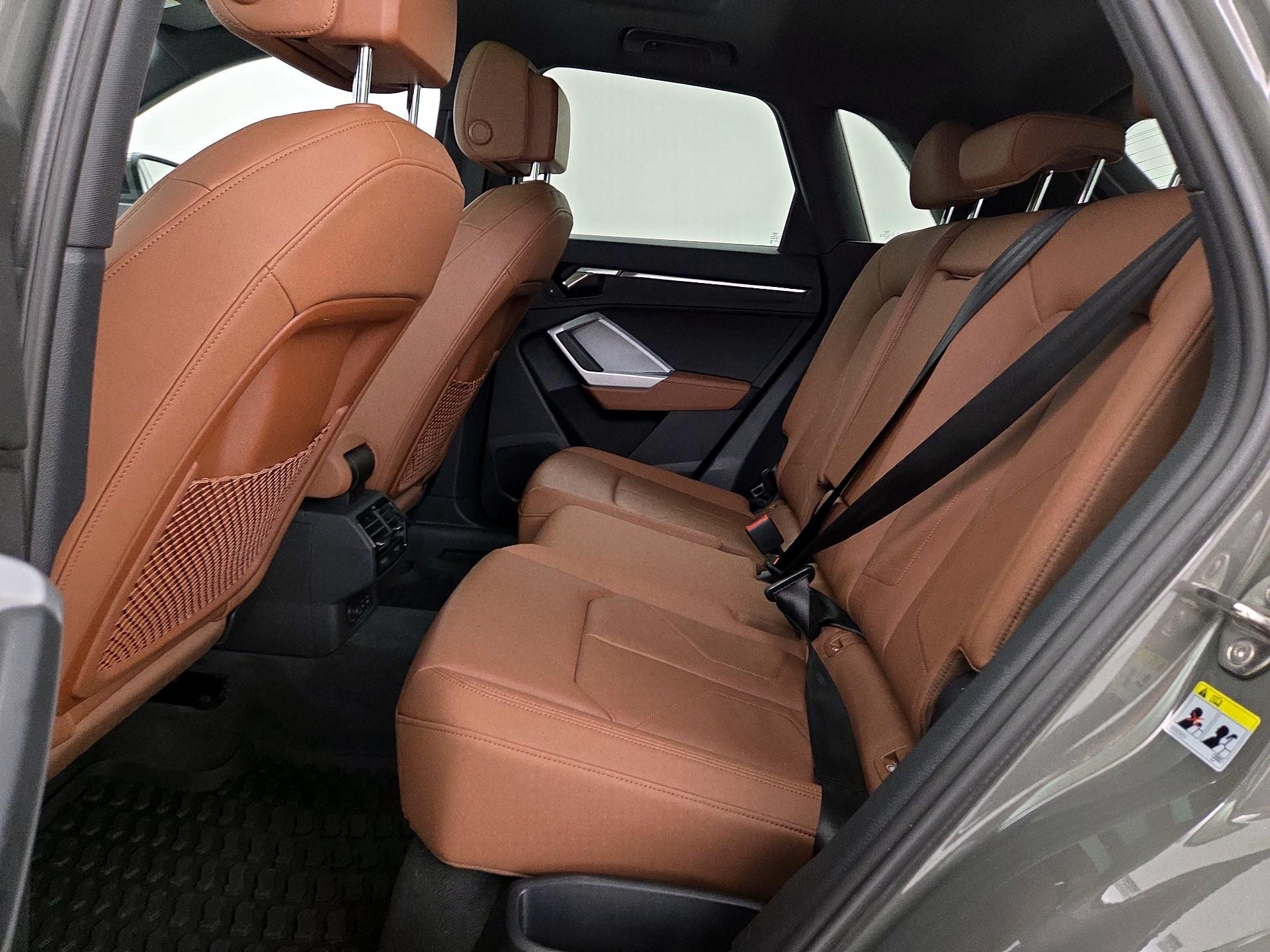 Thumbnail: 2022 Audi Q3 - 20