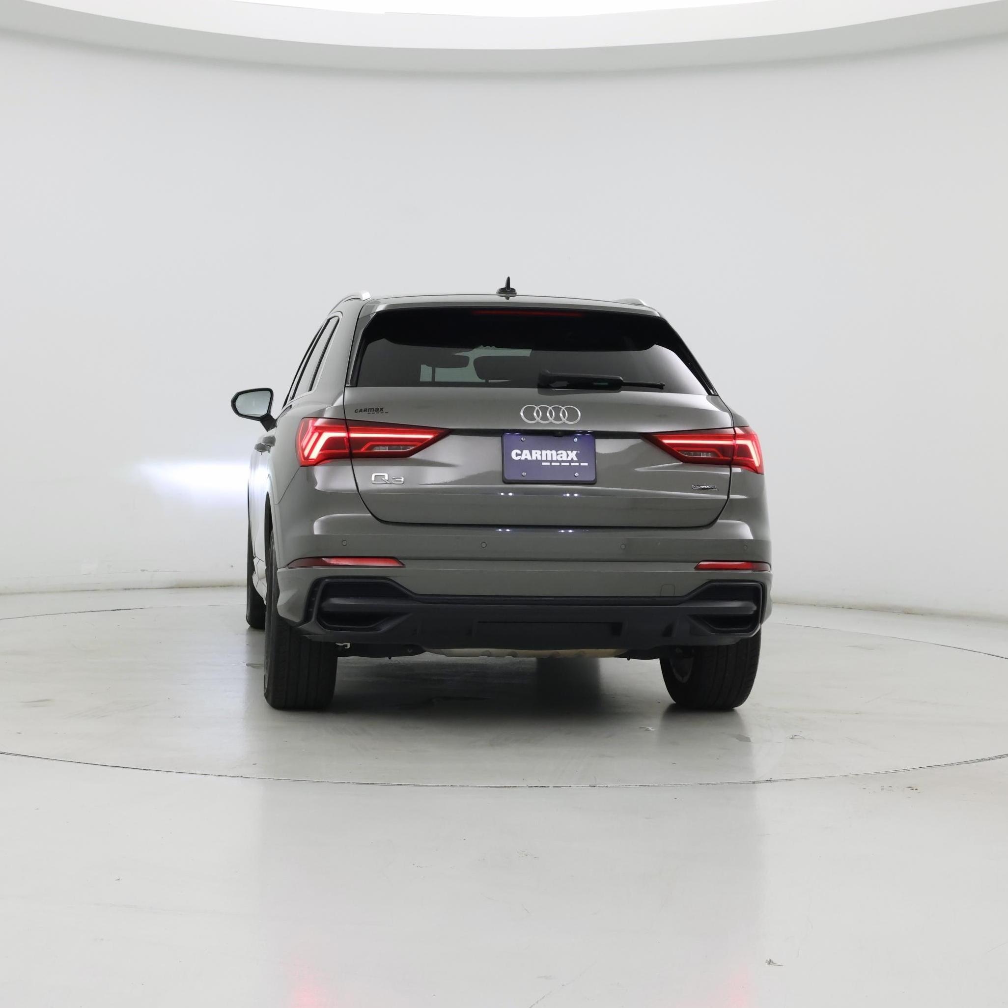 Thumbnail: 2022 Audi Q3 - 6
