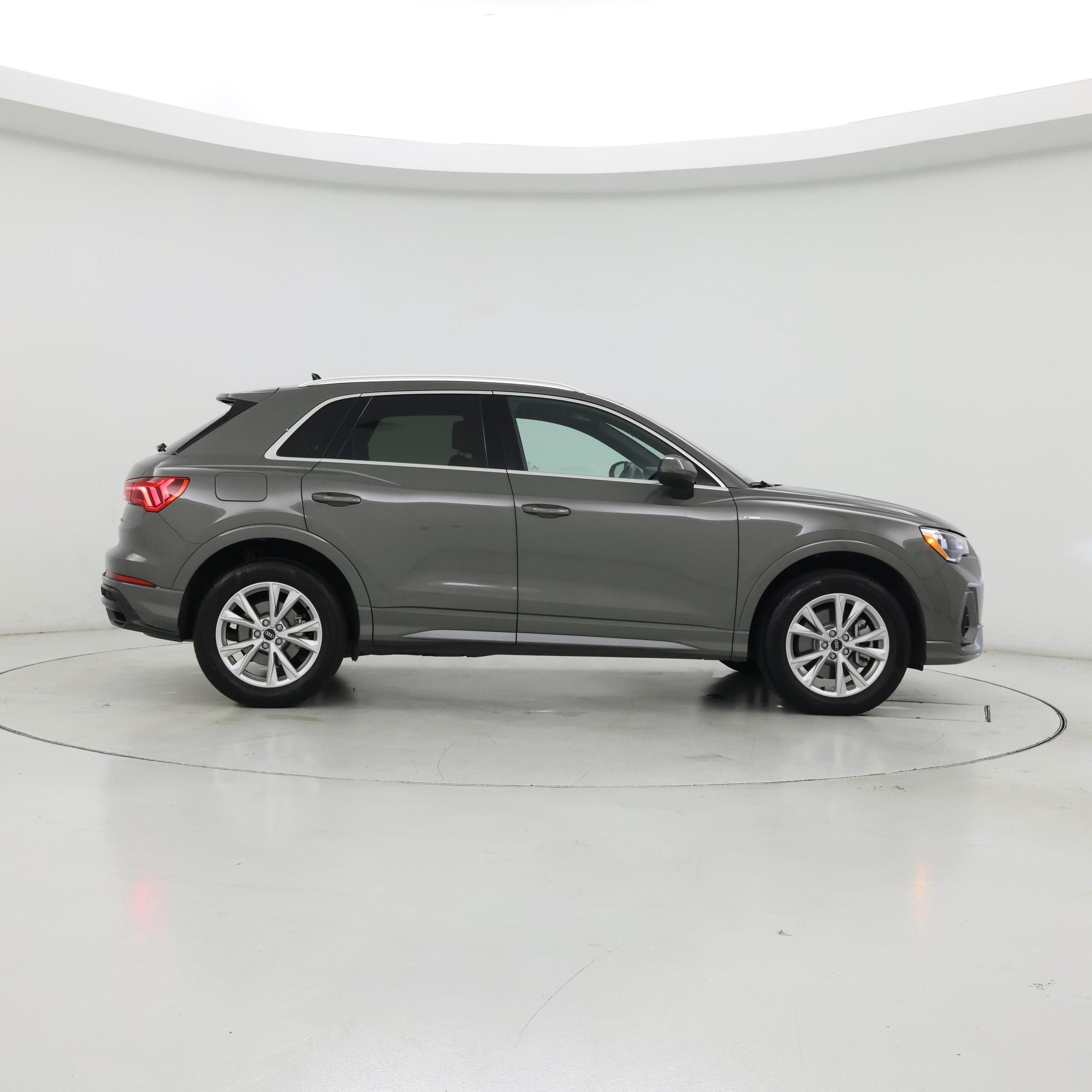 Thumbnail: 2022 Audi Q3 - 7