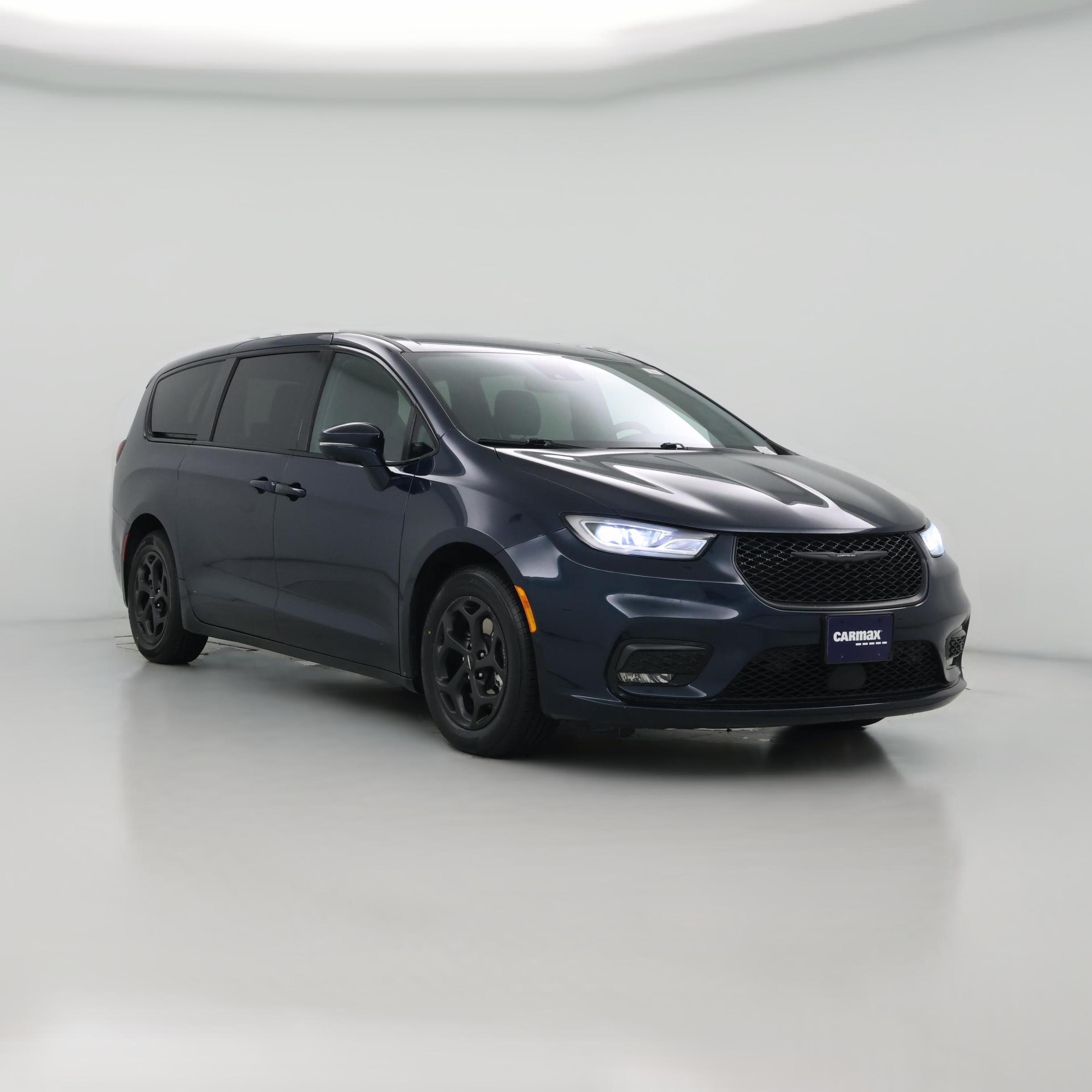 Thumbnail: 2022 Chrysler Pacifica - 1