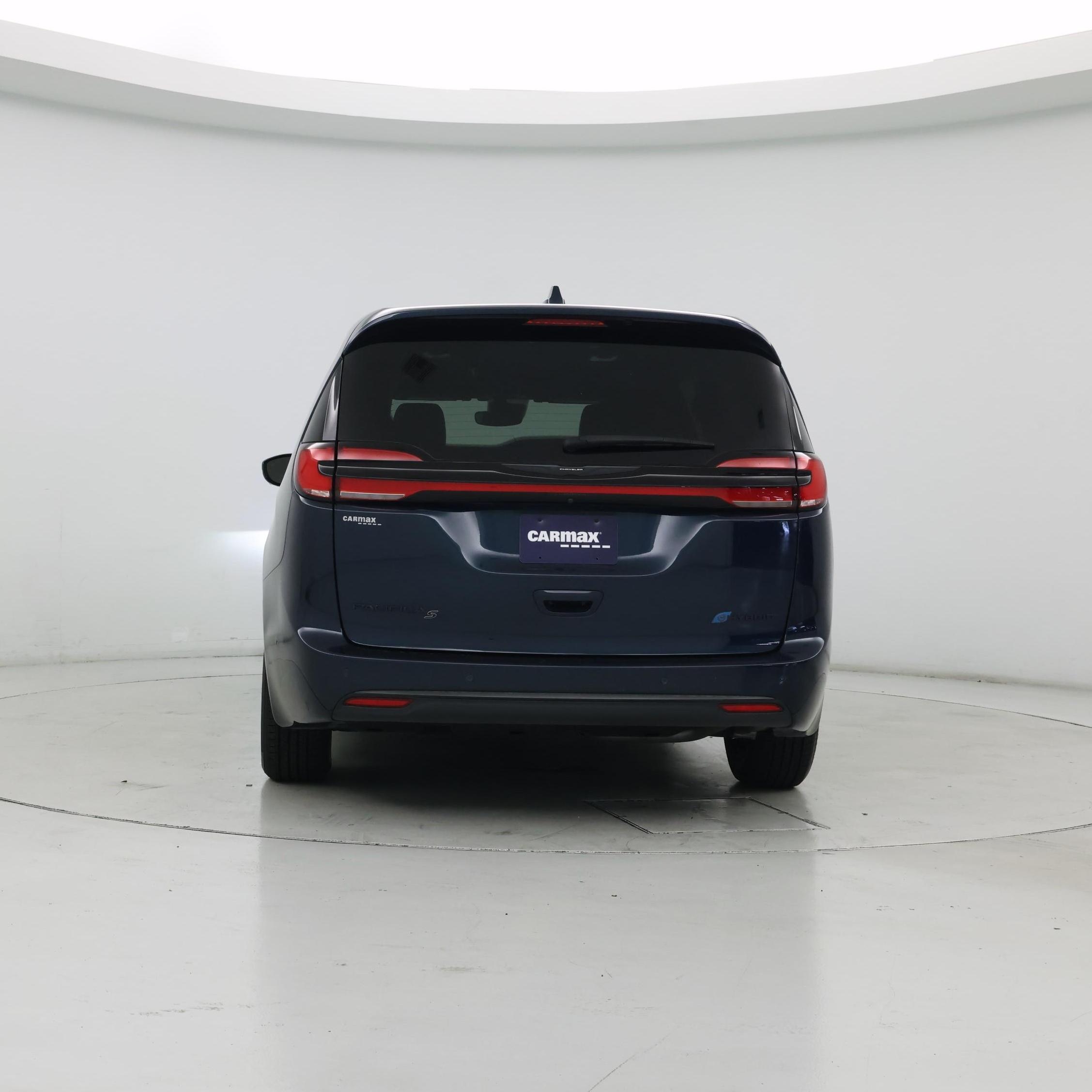 Thumbnail: 2022 Chrysler Pacifica - 6