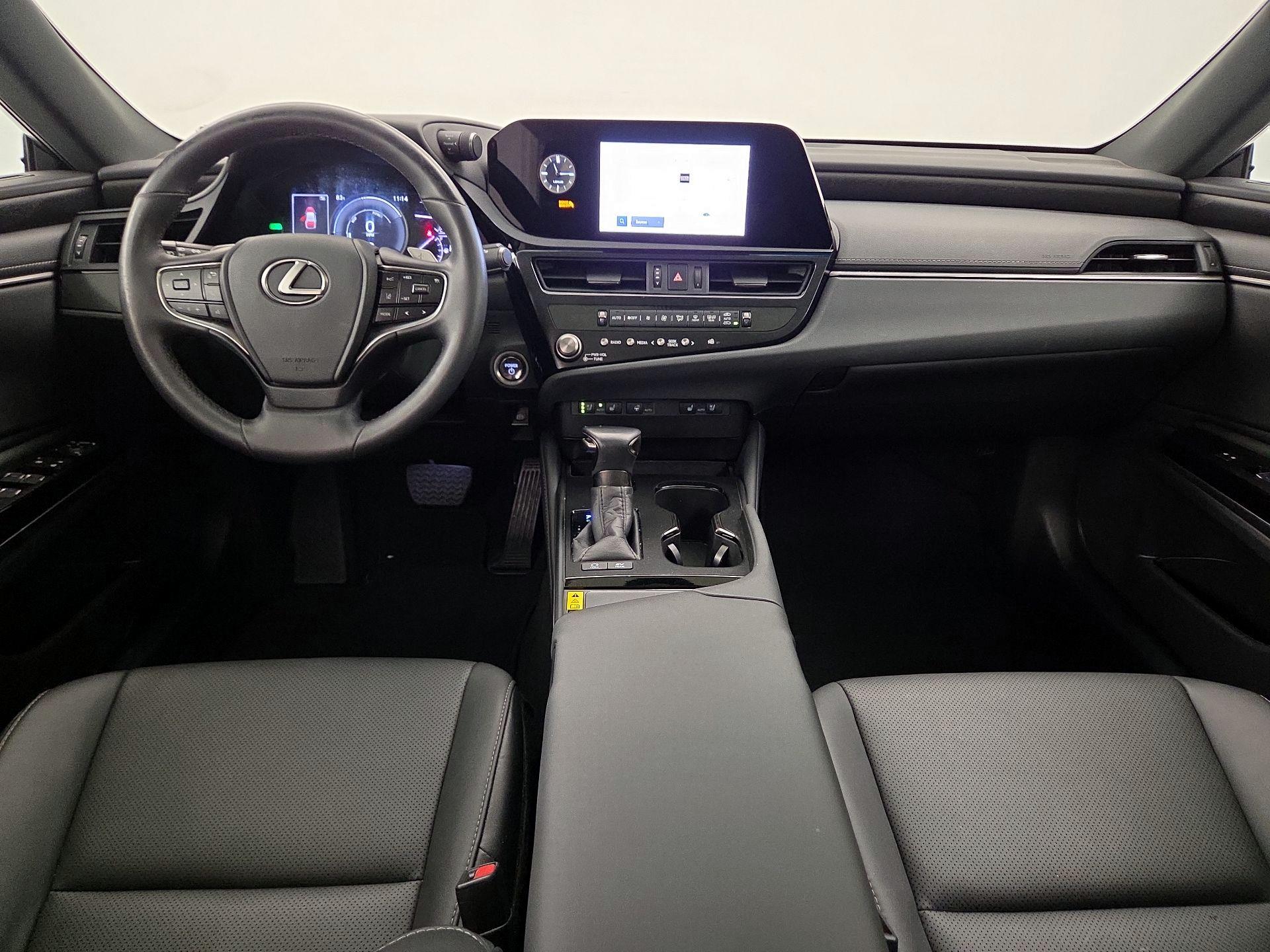 Thumbnail: 2024 Lexus ES - 9