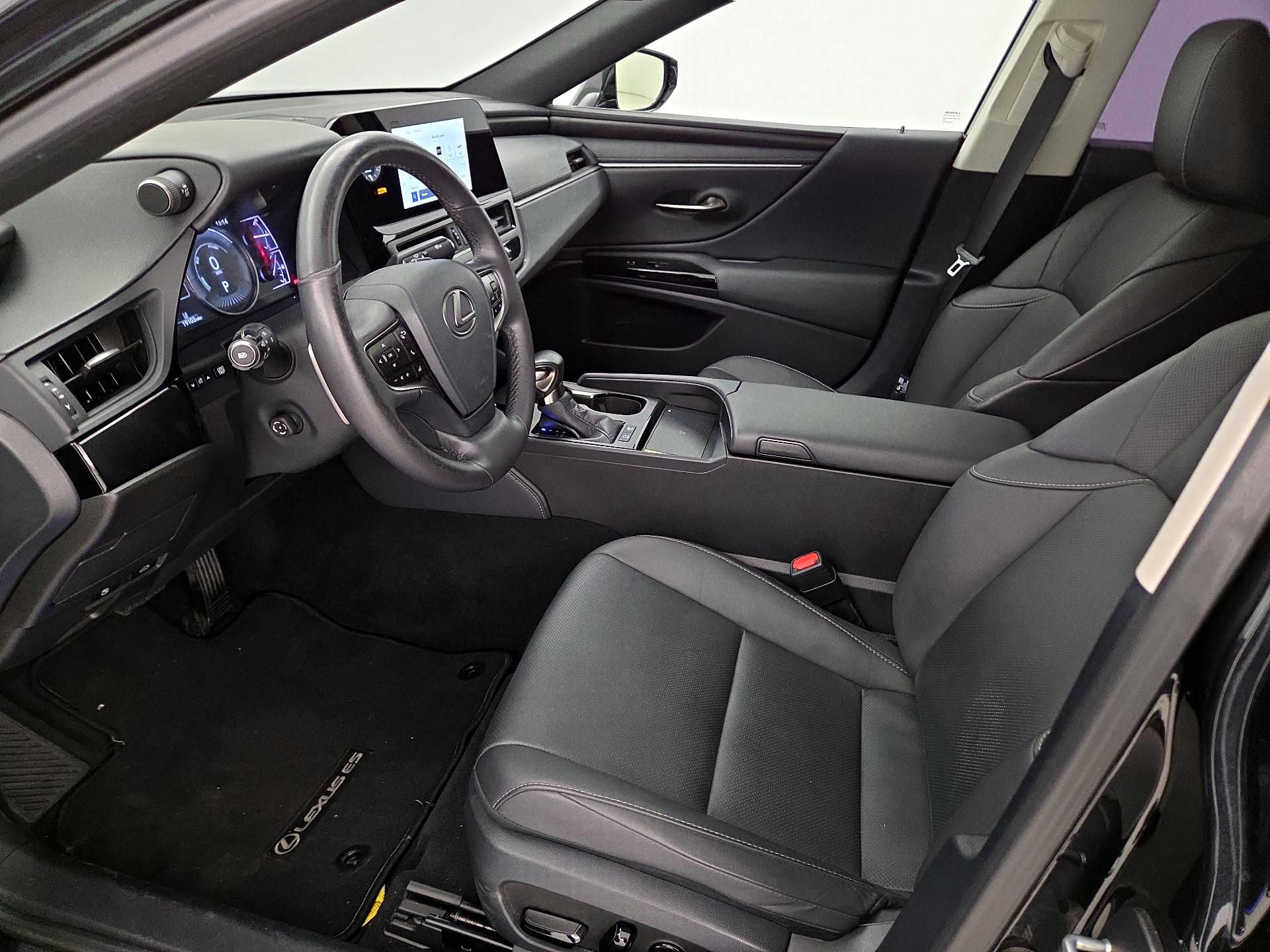 Thumbnail: 2024 Lexus ES - 11