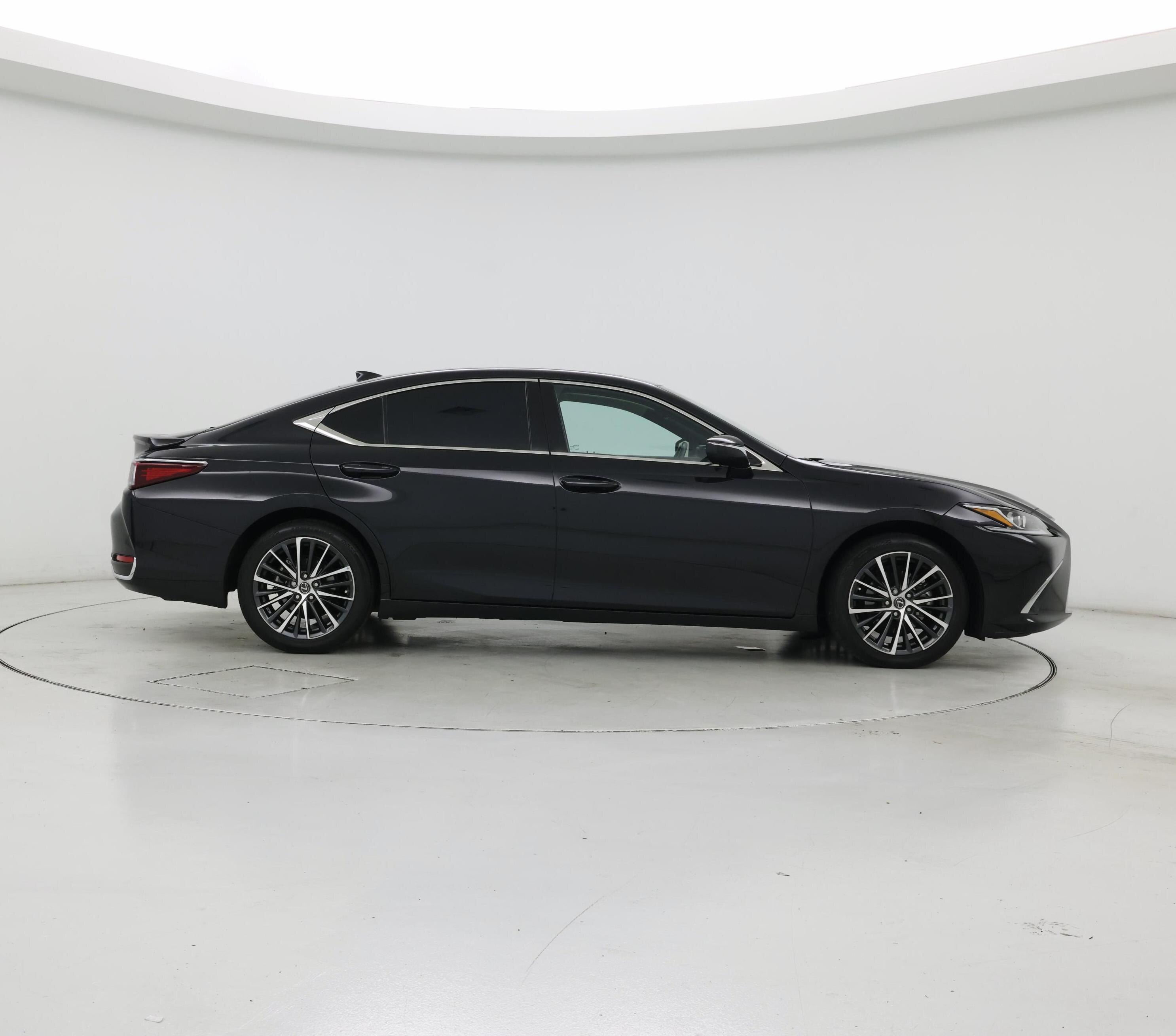 Thumbnail: 2024 Lexus ES - 7