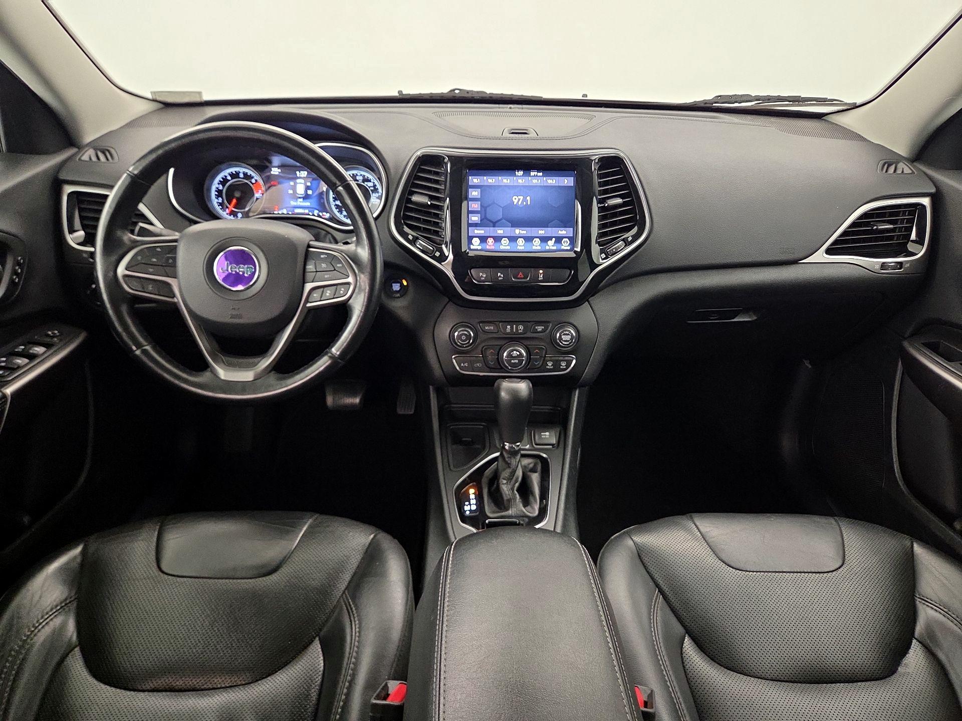 Thumbnail: 2019 Jeep Cherokee - 9