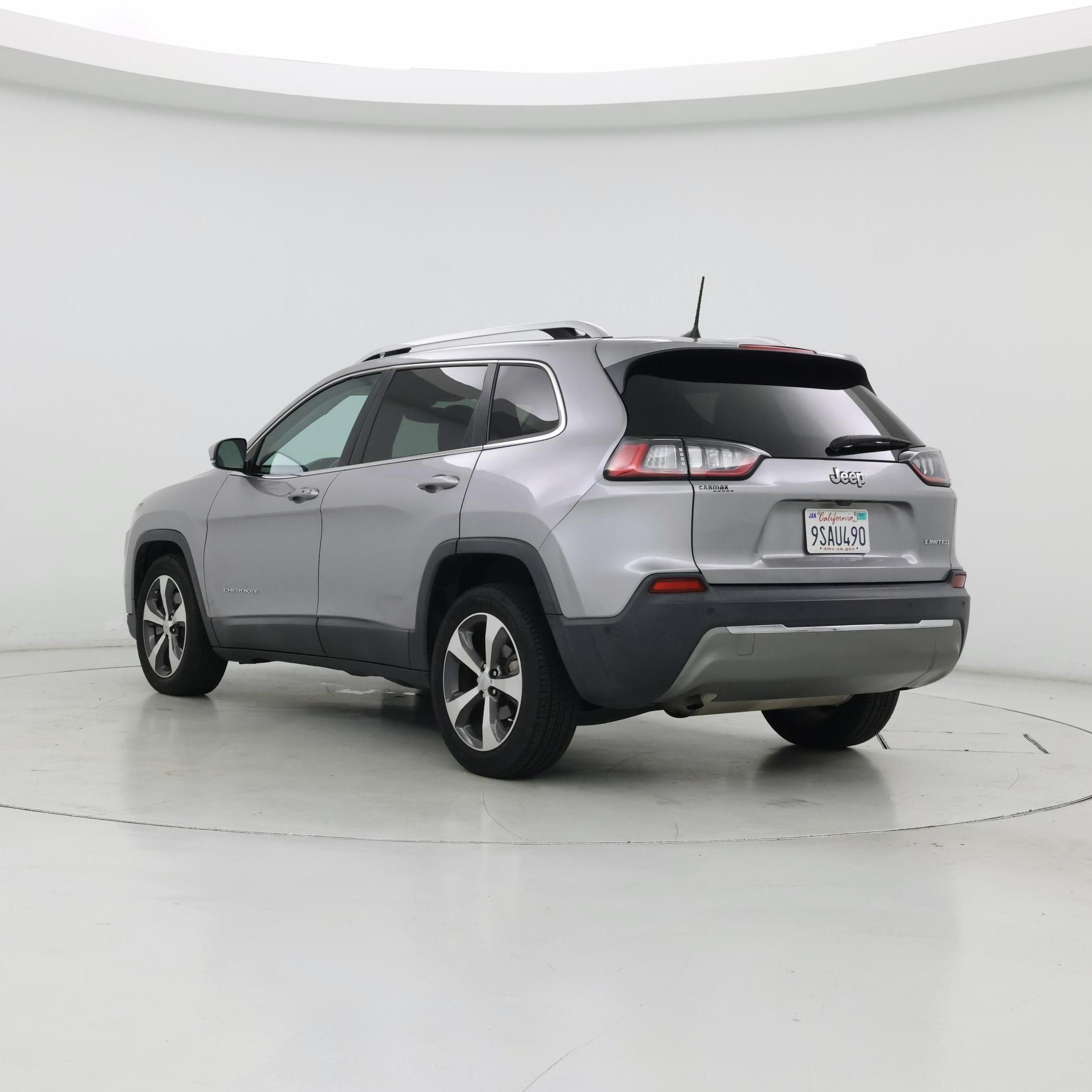Thumbnail: 2019 Jeep Cherokee - 2