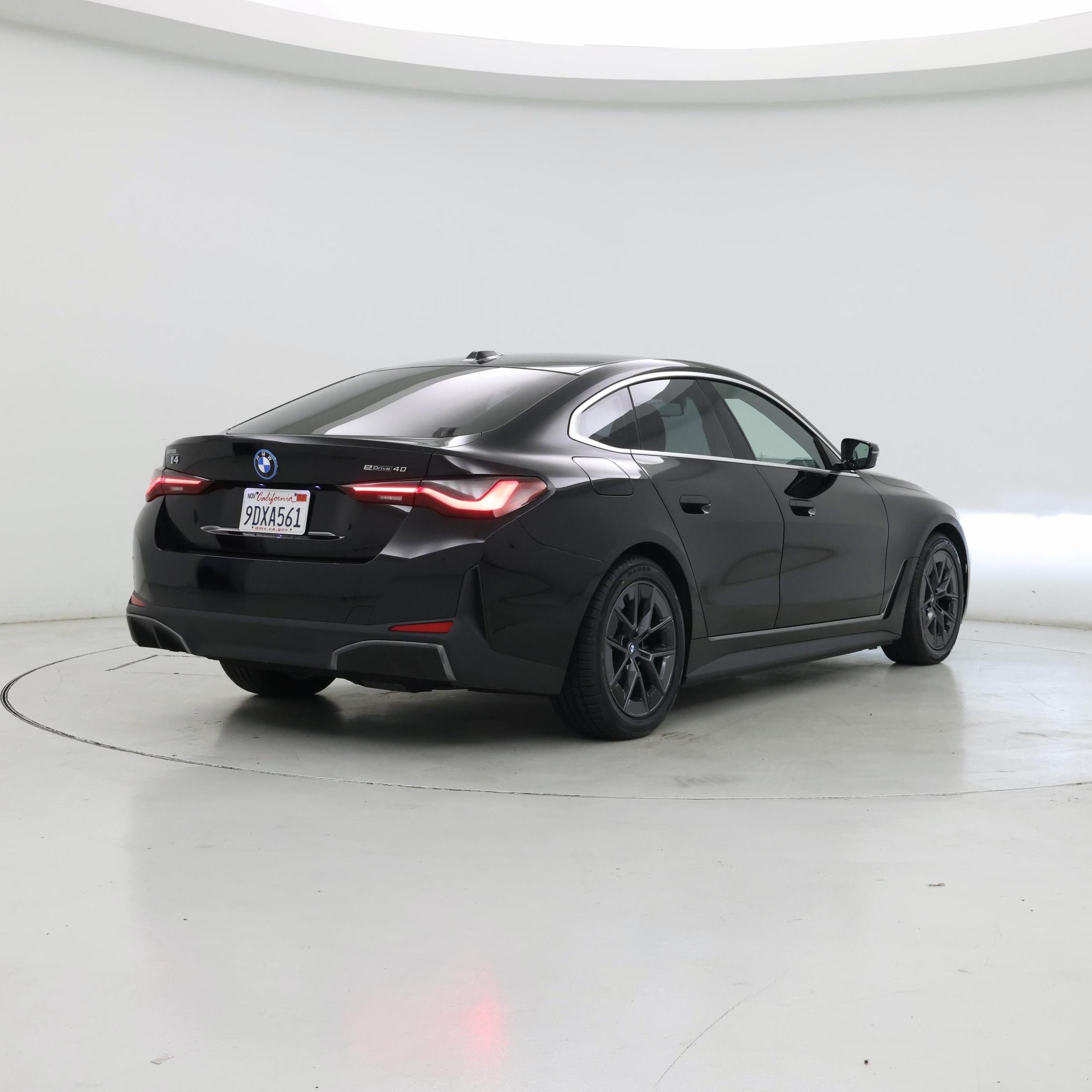 Thumbnail: 2023 BMW i4 - 8