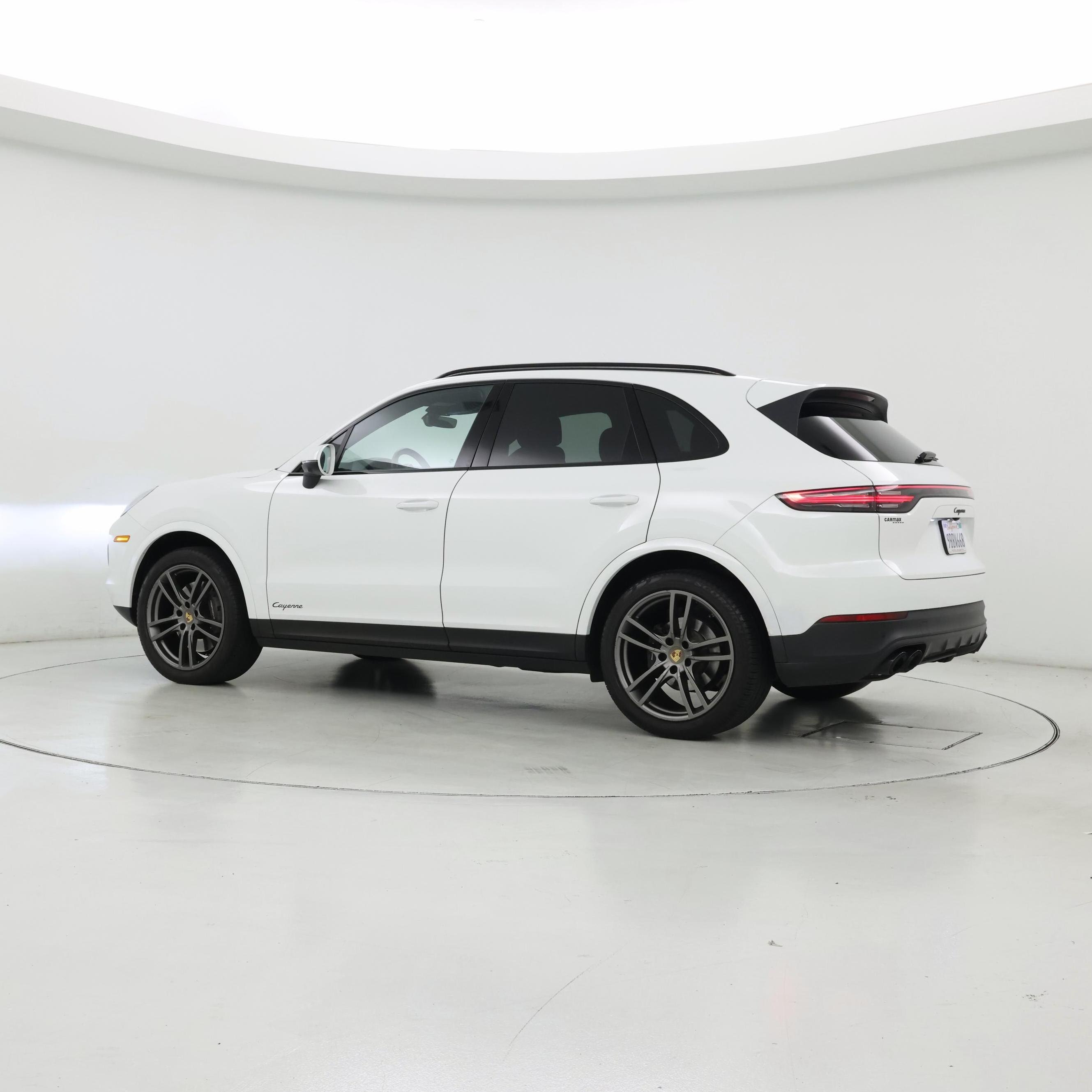 Thumbnail: 2022 Porsche Cayenne - 8