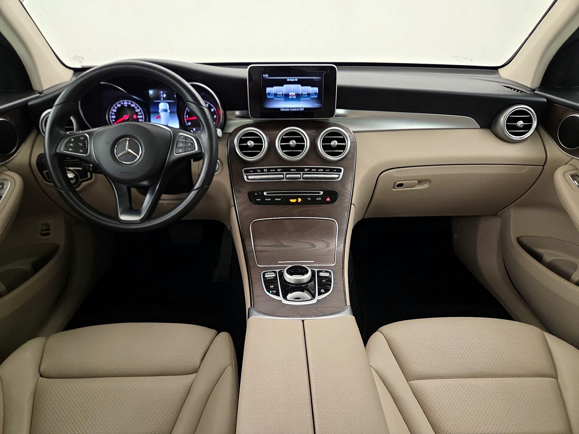 Thumbnail: 2019 Mercedes-Benz GLC - 9