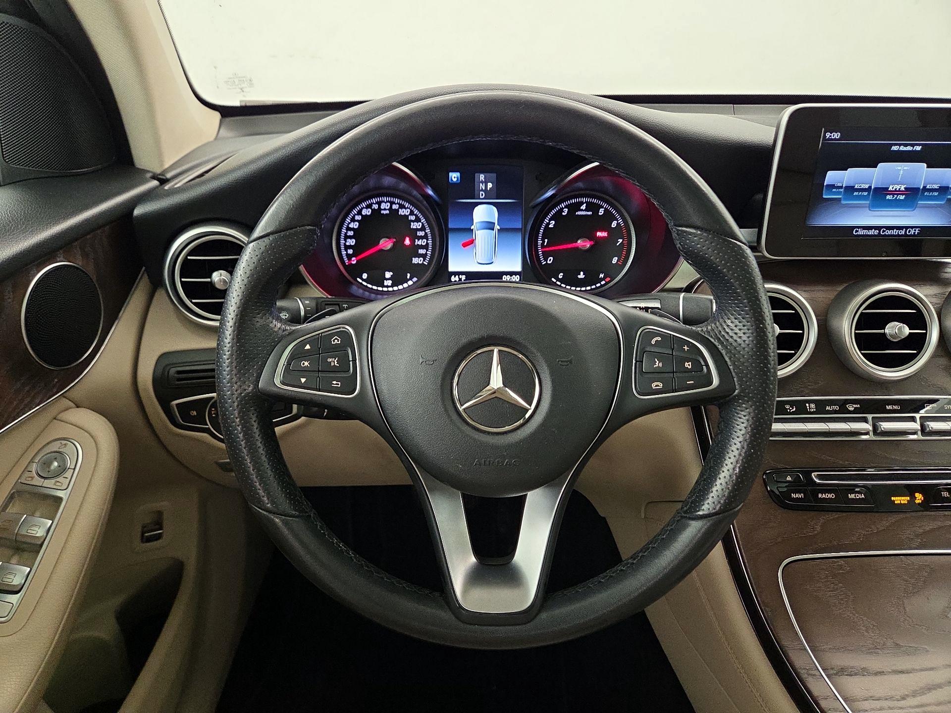 Thumbnail: 2019 Mercedes-Benz GLC - 10