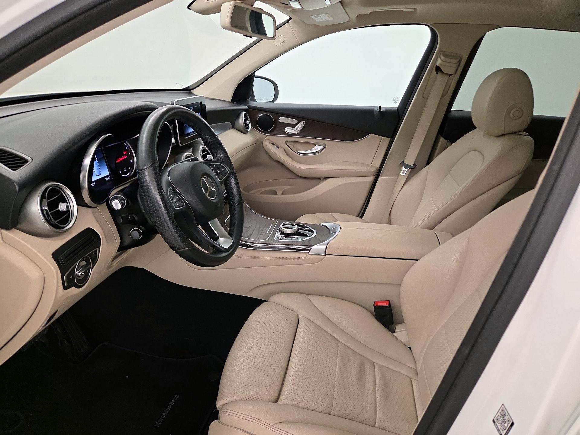 Thumbnail: 2019 Mercedes-Benz GLC - 11