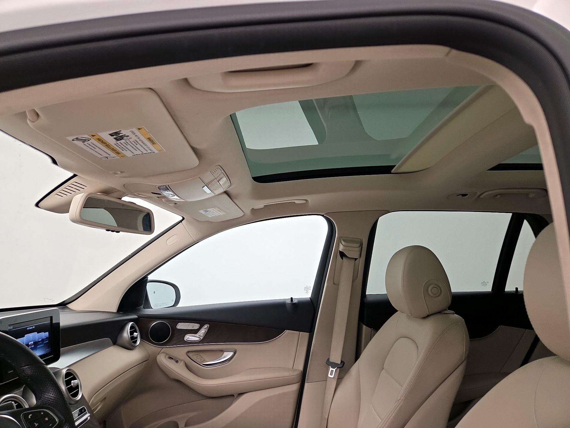 Thumbnail: 2019 Mercedes-Benz GLC - 18