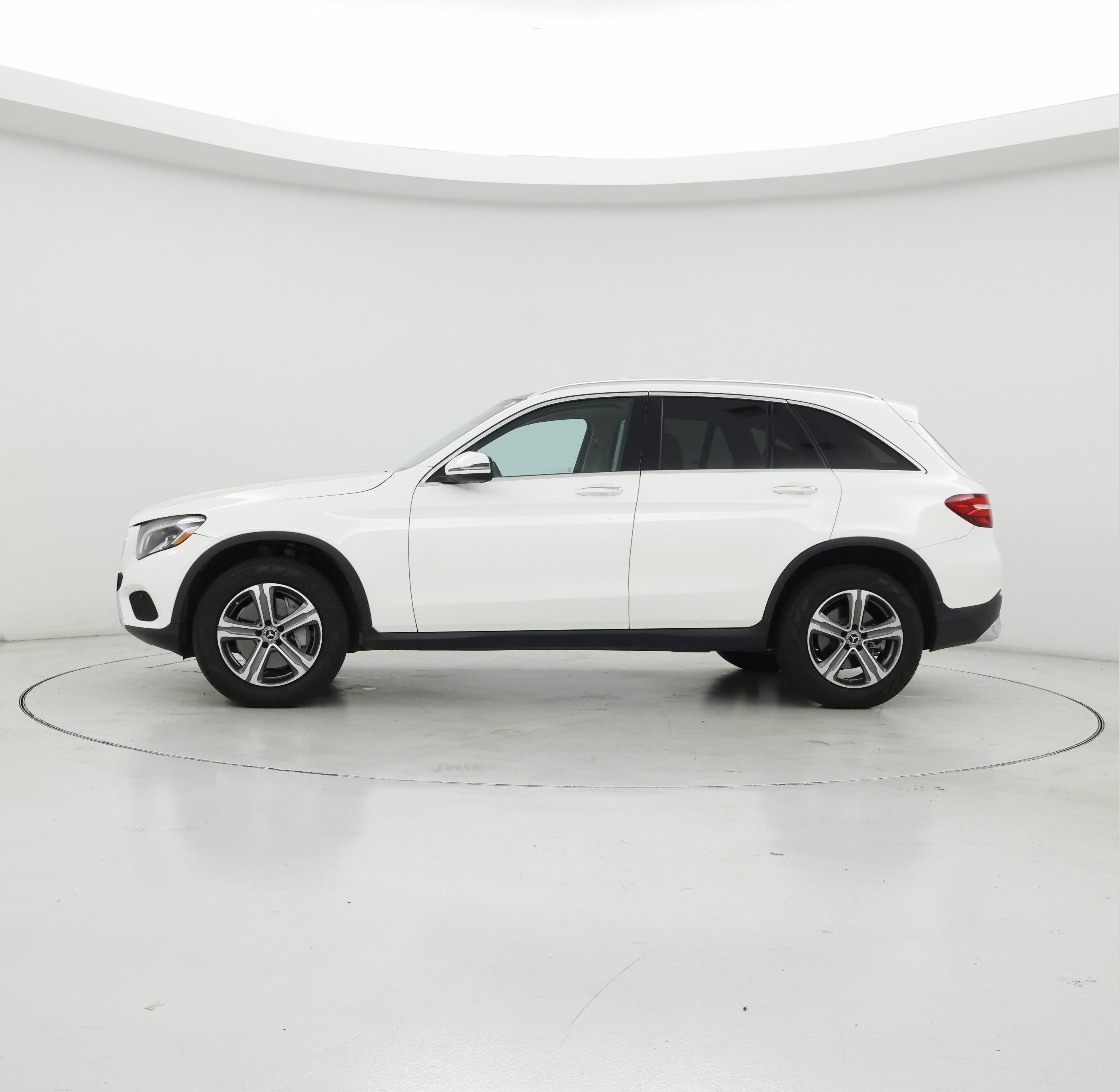 Thumbnail: 2019 Mercedes-Benz GLC - 3