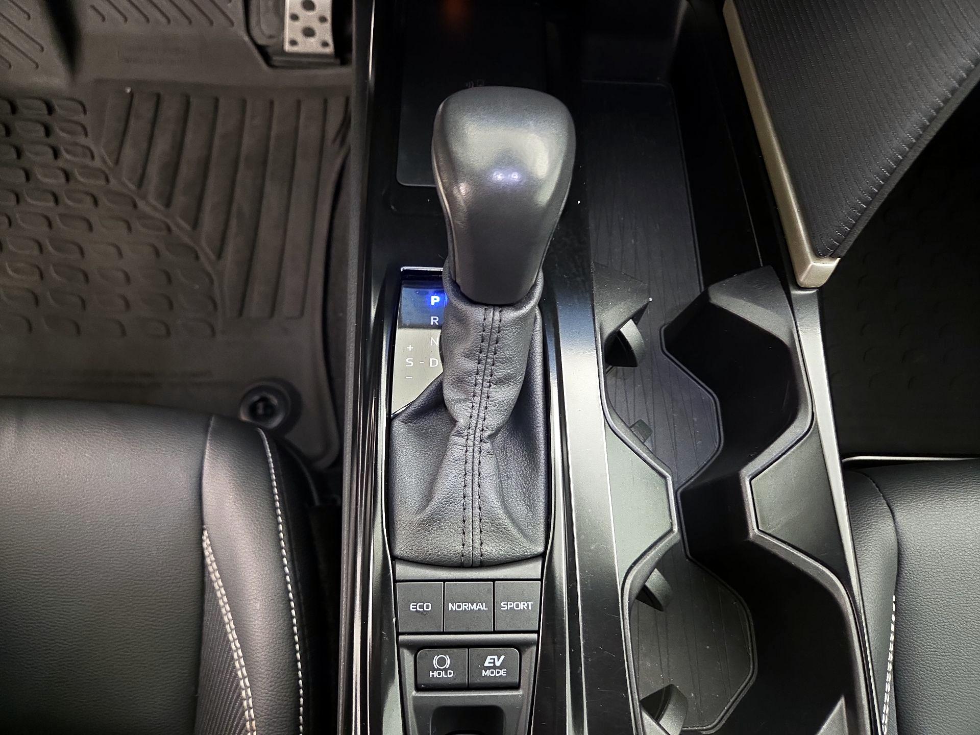 Thumbnail: 2025 Toyota Camry - 17