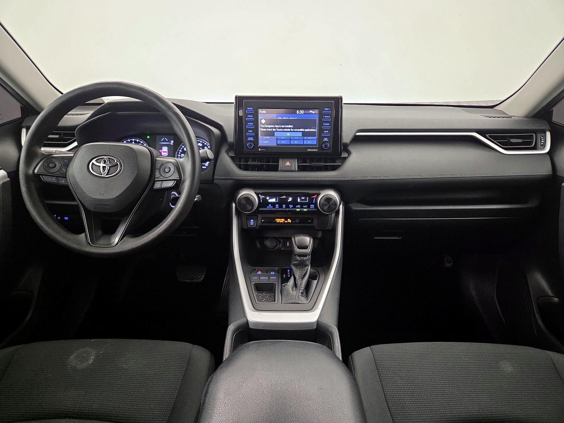 Thumbnail: 2021 Toyota RAV4 - 9