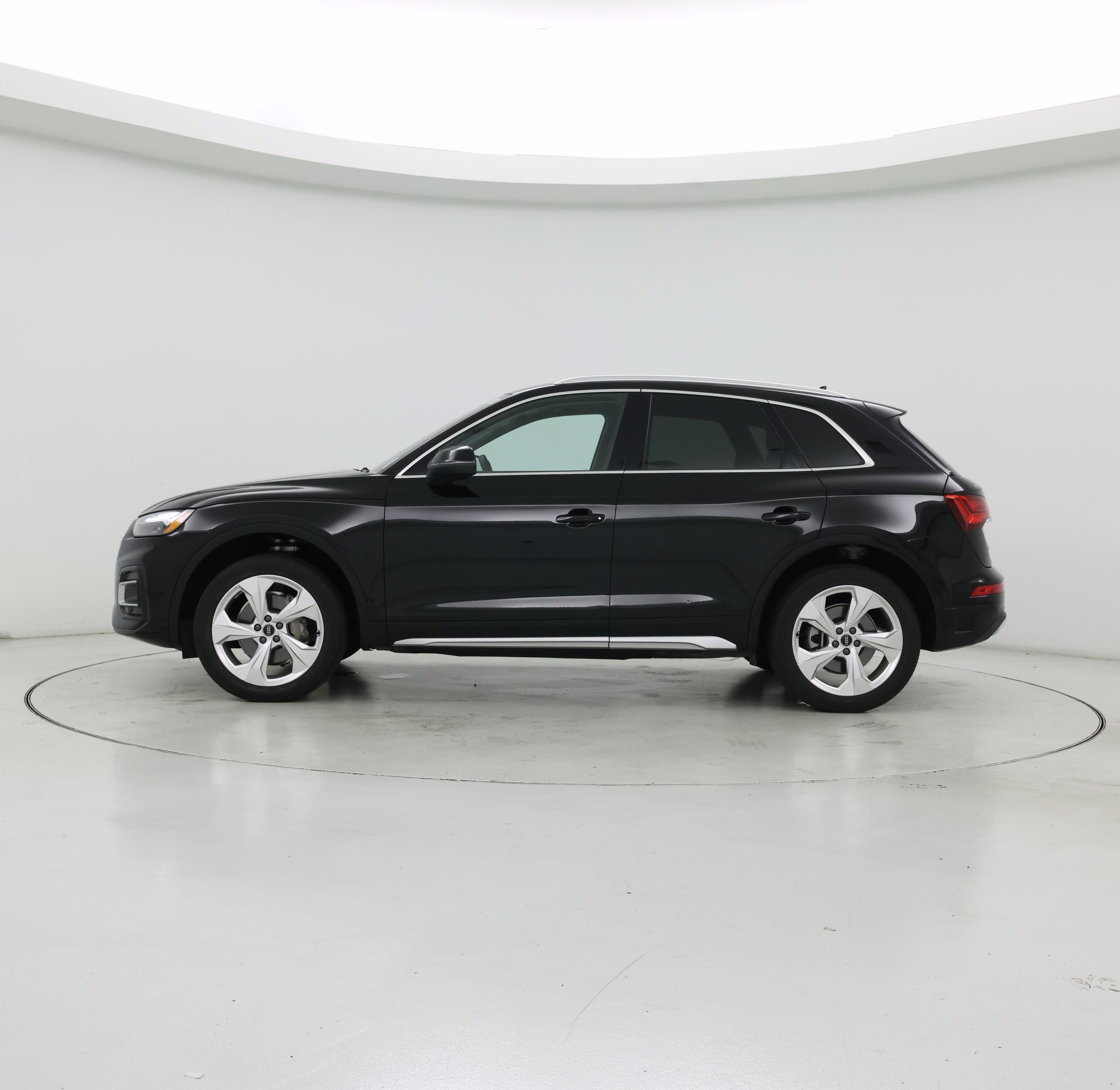 Thumbnail: 2021 Audi Q5 - 3