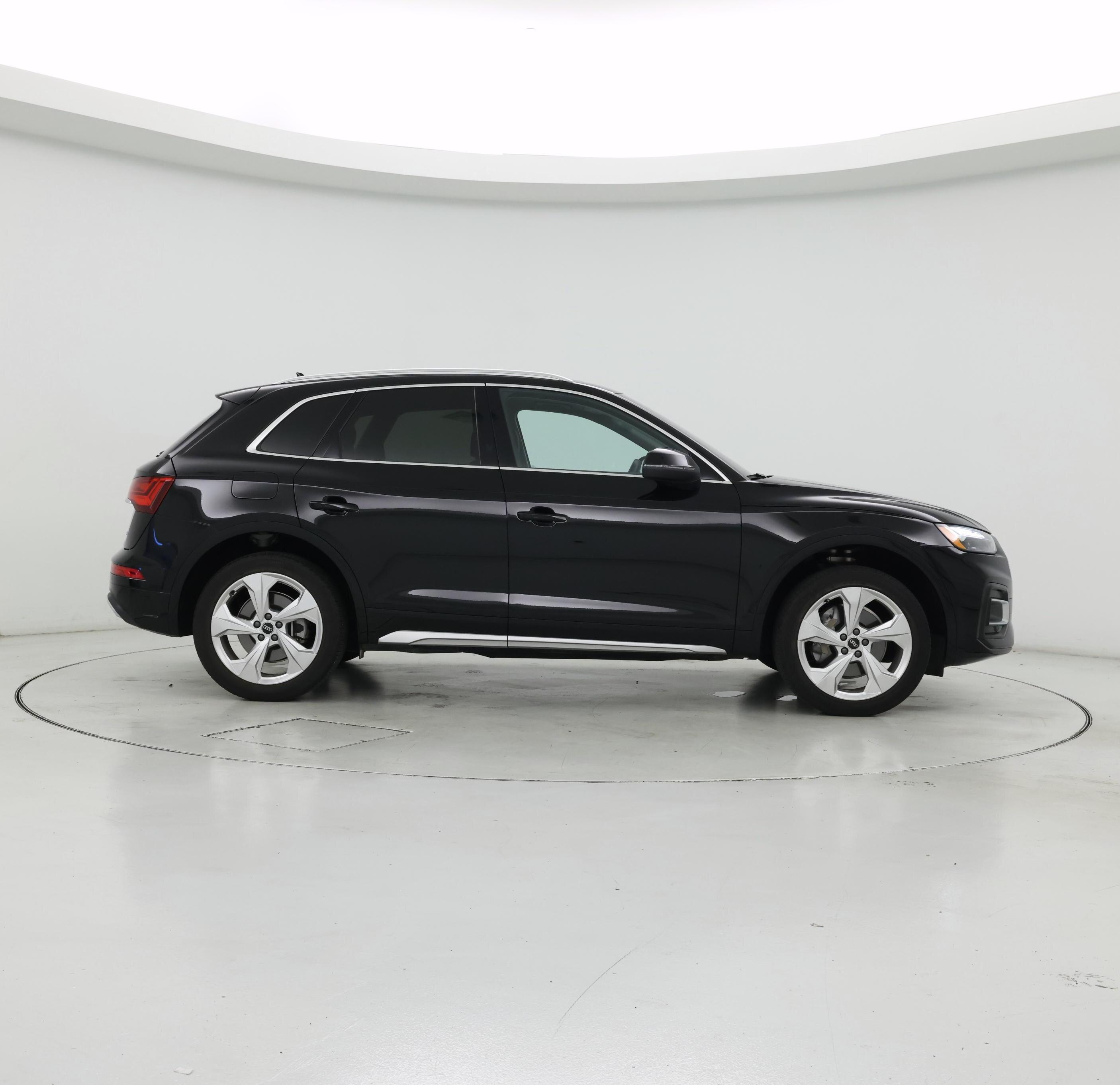 Thumbnail: 2021 Audi Q5 - 7