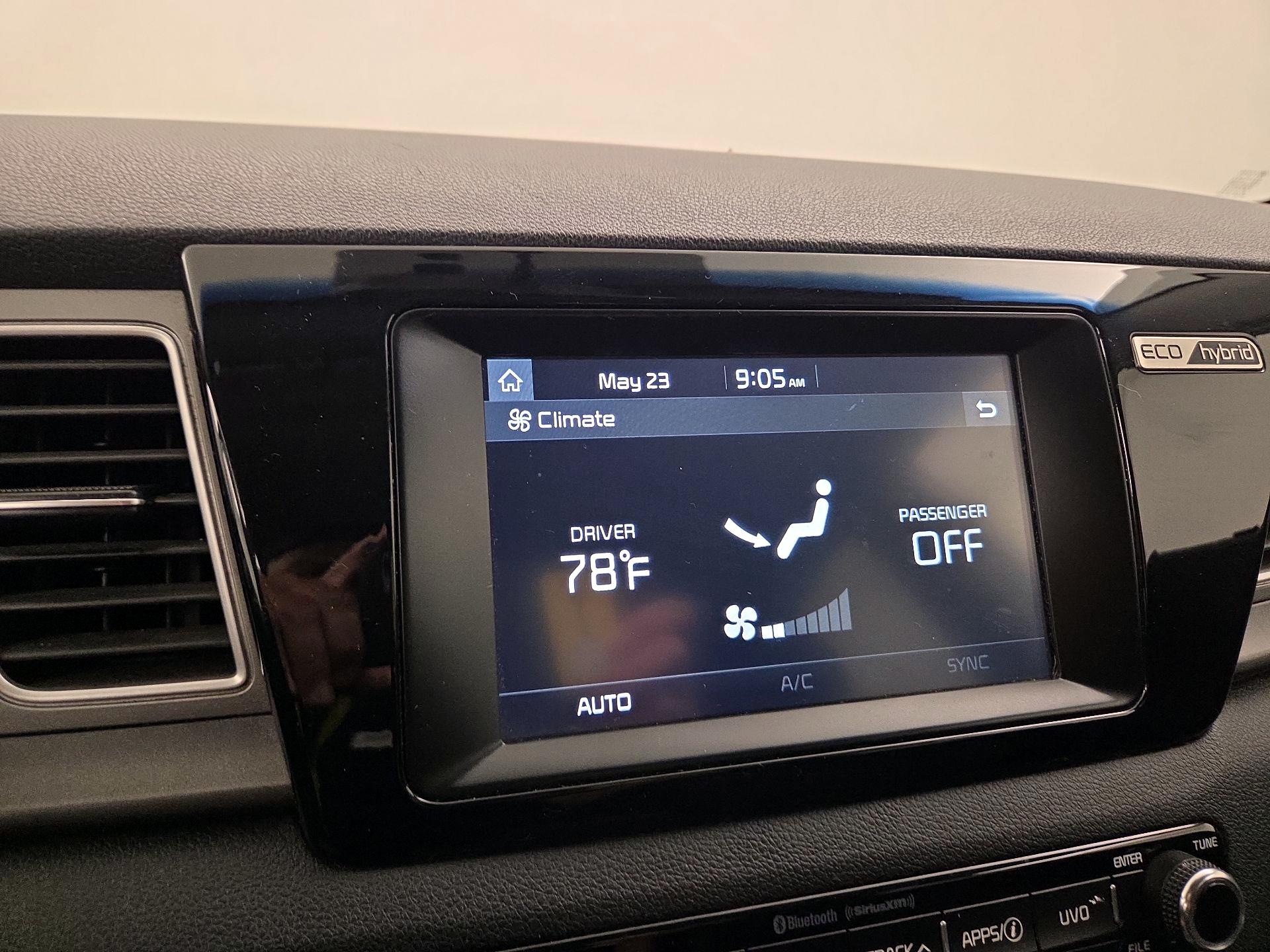 Thumbnail: 2018 Kia Niro - 16