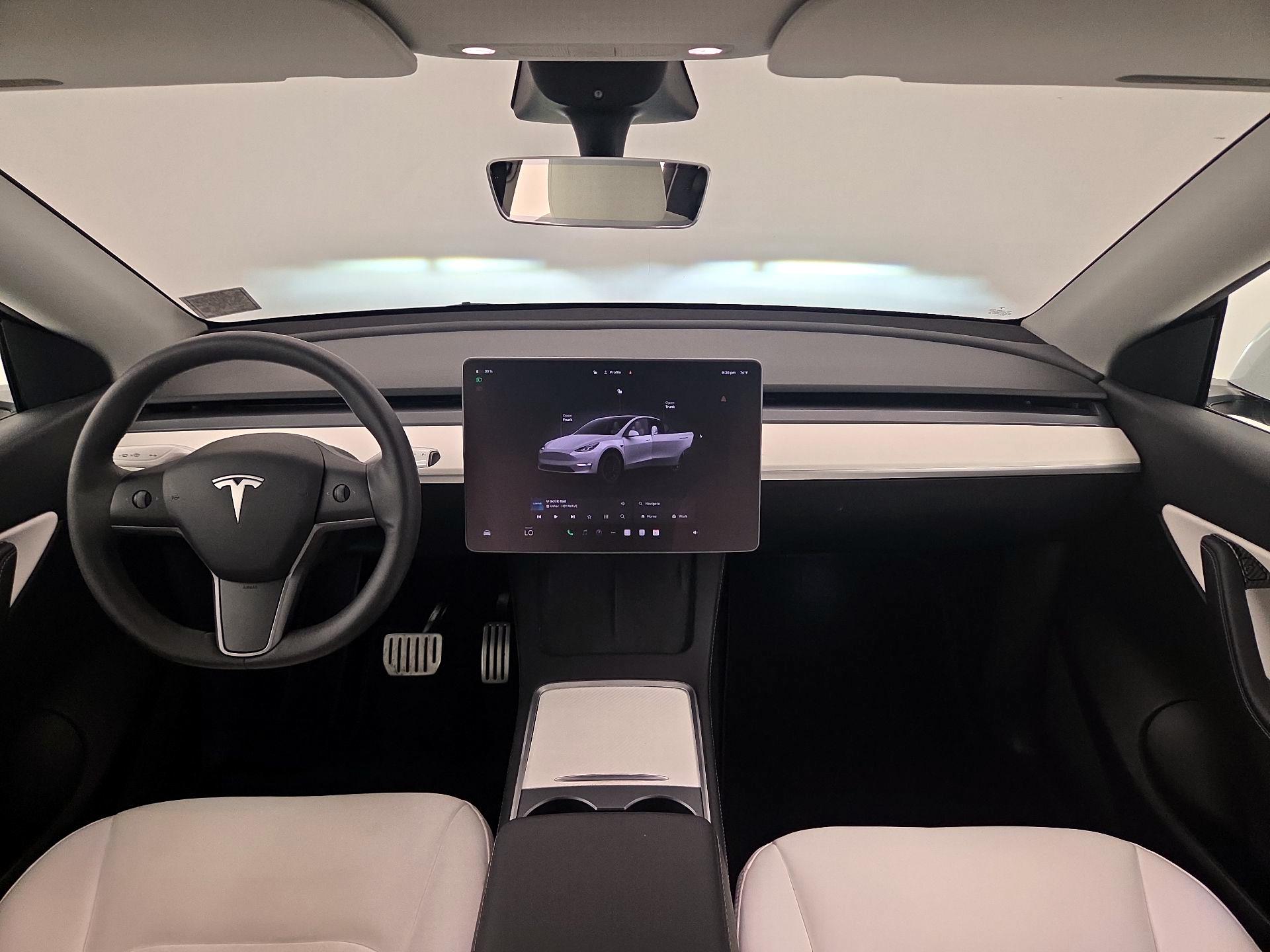Thumbnail: 2022 Tesla Model Y - 9