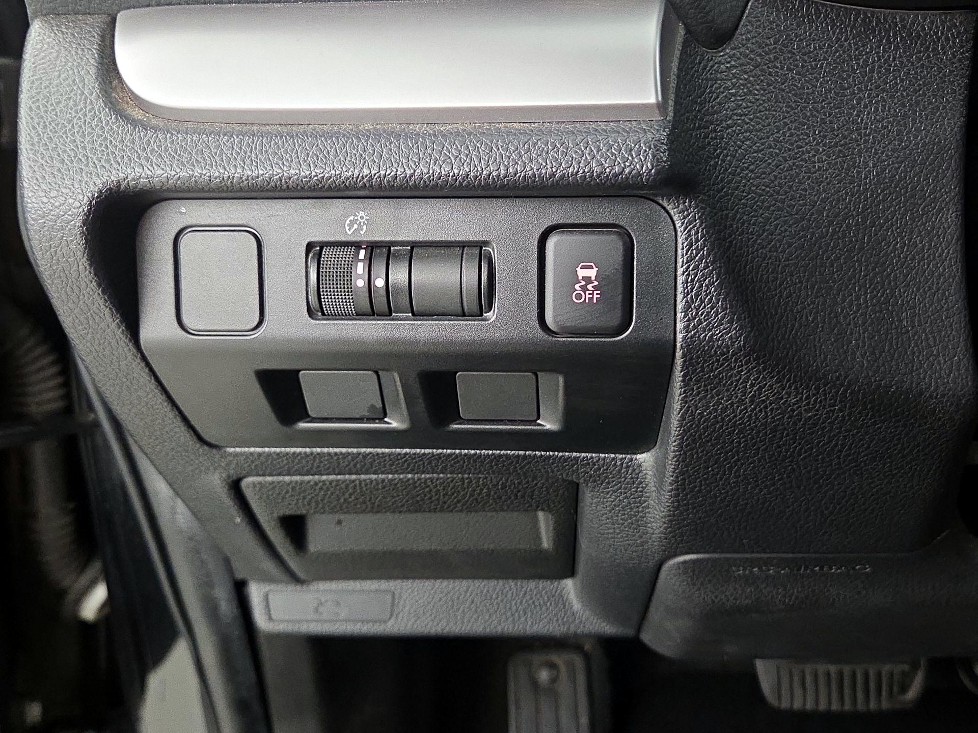 Thumbnail: 2016 Subaru Forester - 13