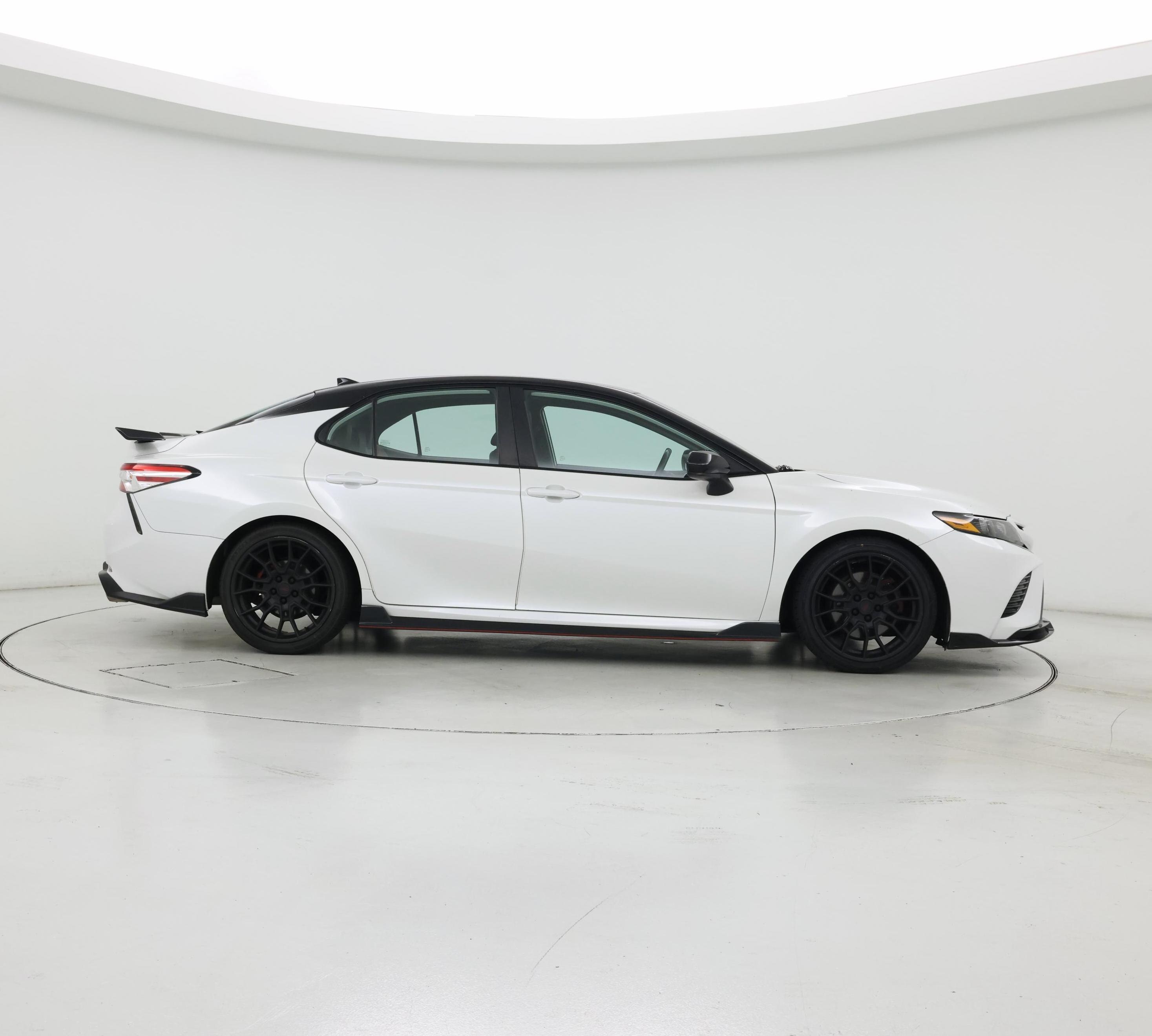 Thumbnail: 2020 Toyota Camry - 7