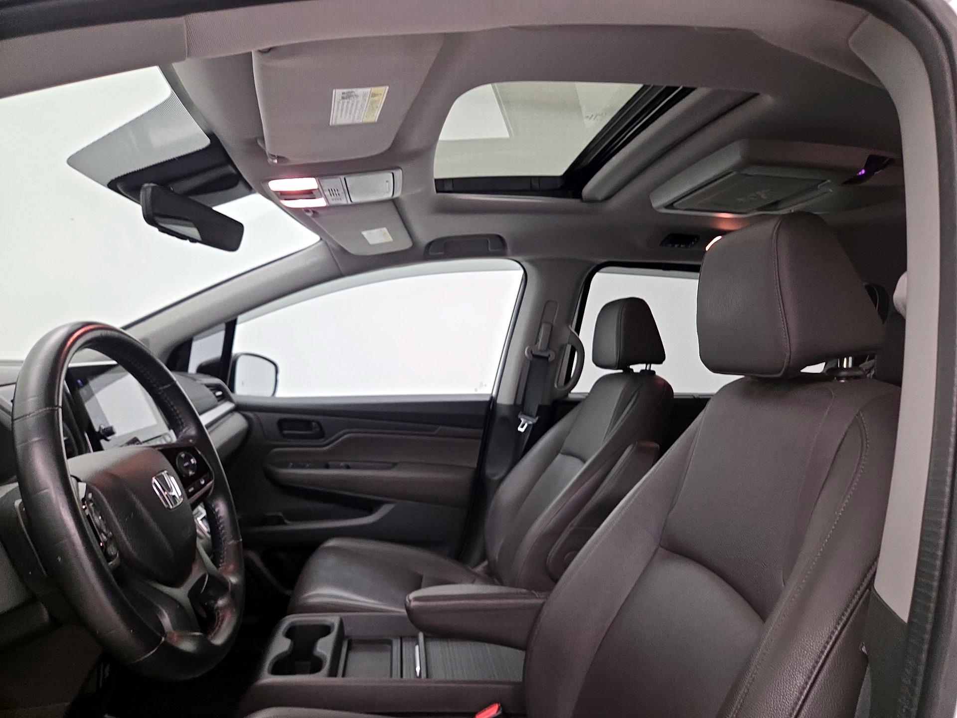 Thumbnail: 2018 Honda Odyssey - 20